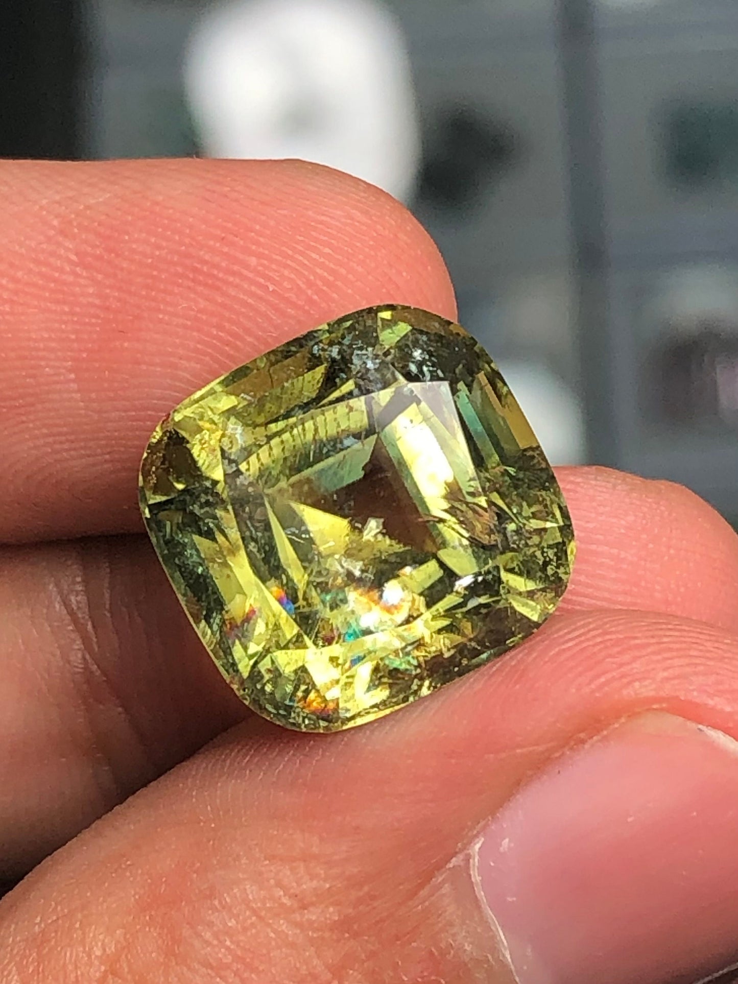 natural tourmaline 15.60 carat