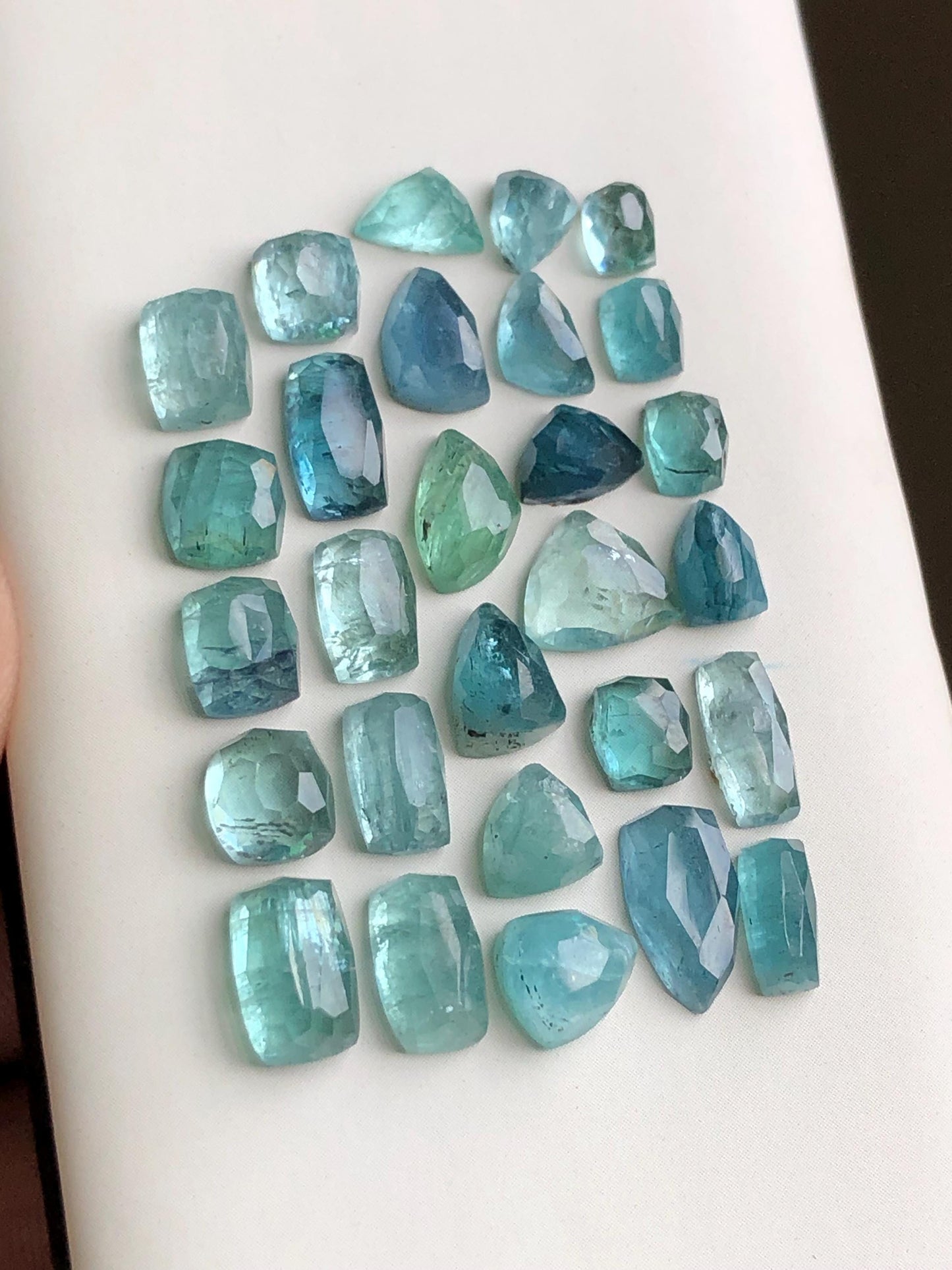 31 carats Tourmaline rose cuts lot origin Afghanistan