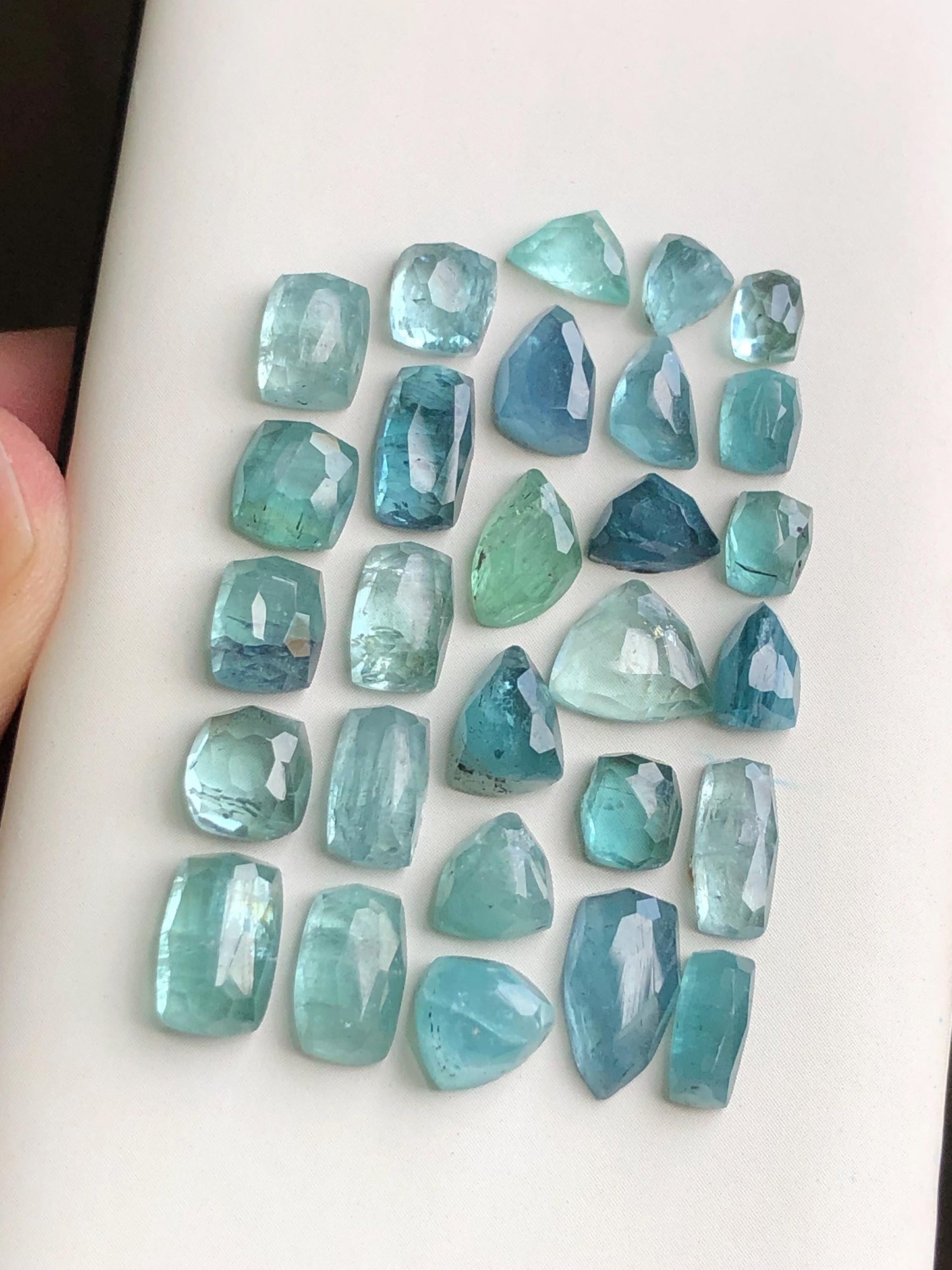 31 carats Tourmaline rose cuts lot origin Afghanistan