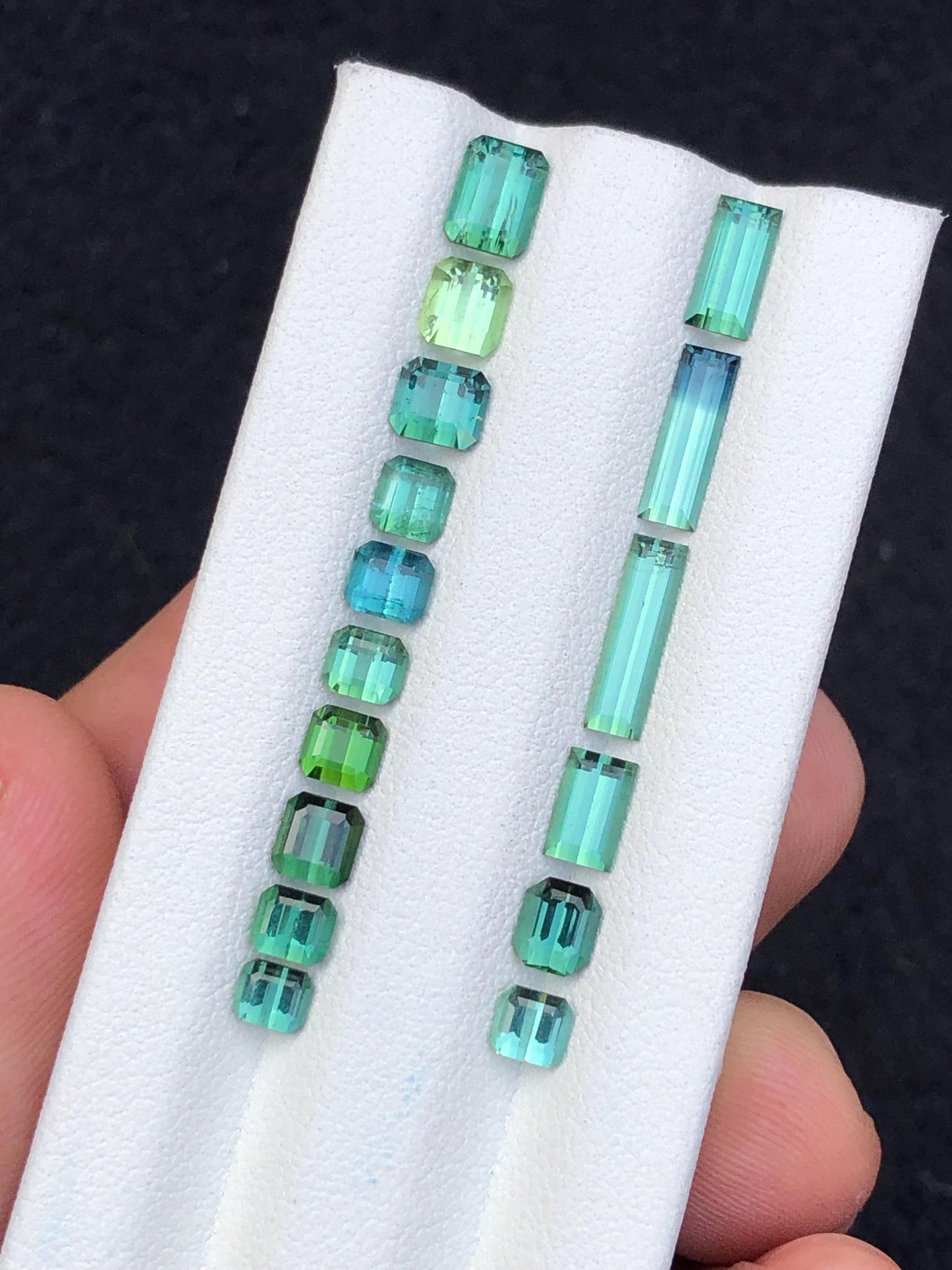 8 carats Green faceted tourmaline lot origin Afghanistan
