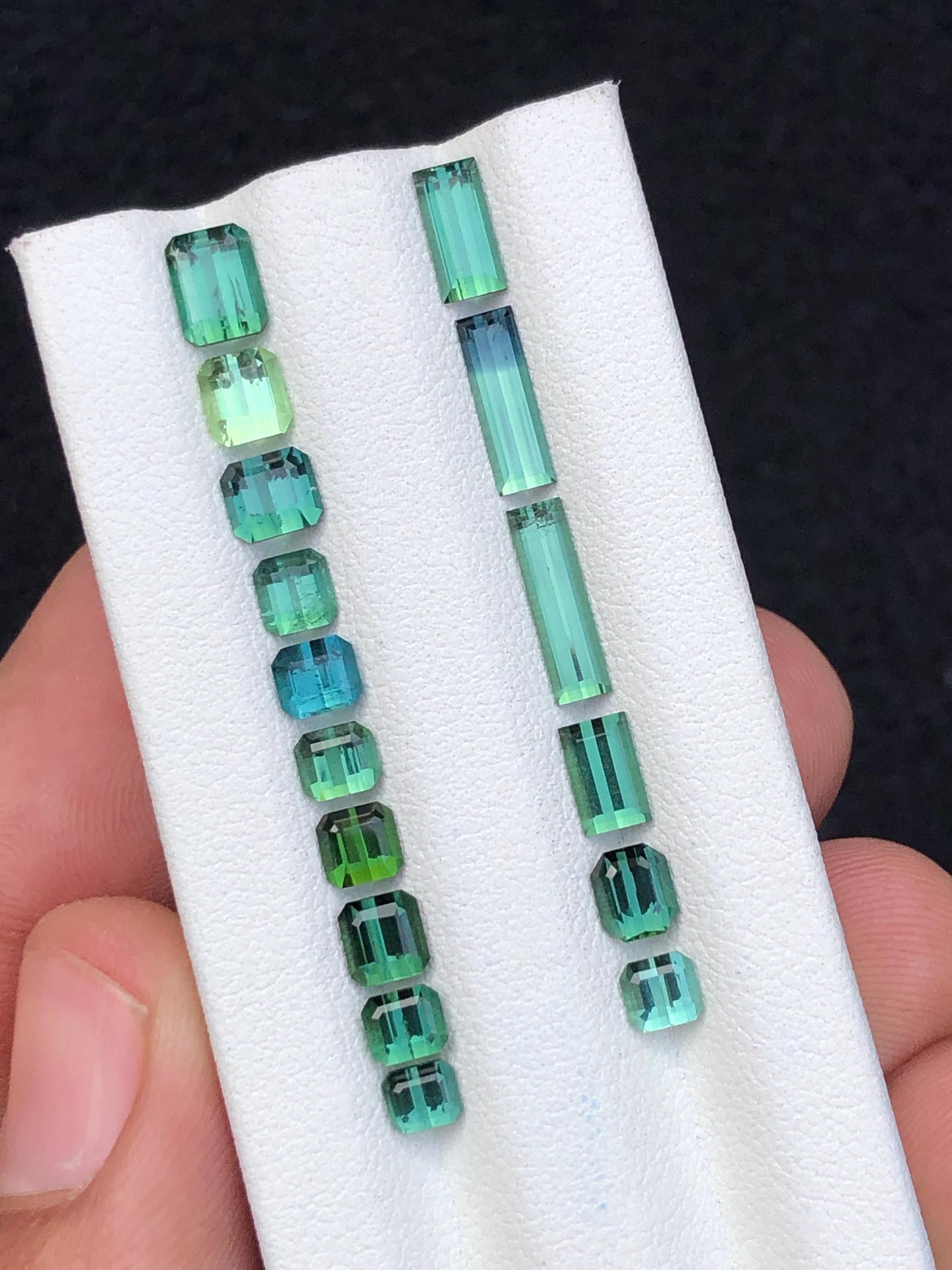 8 carats Green faceted tourmaline lot origin Afghanistan