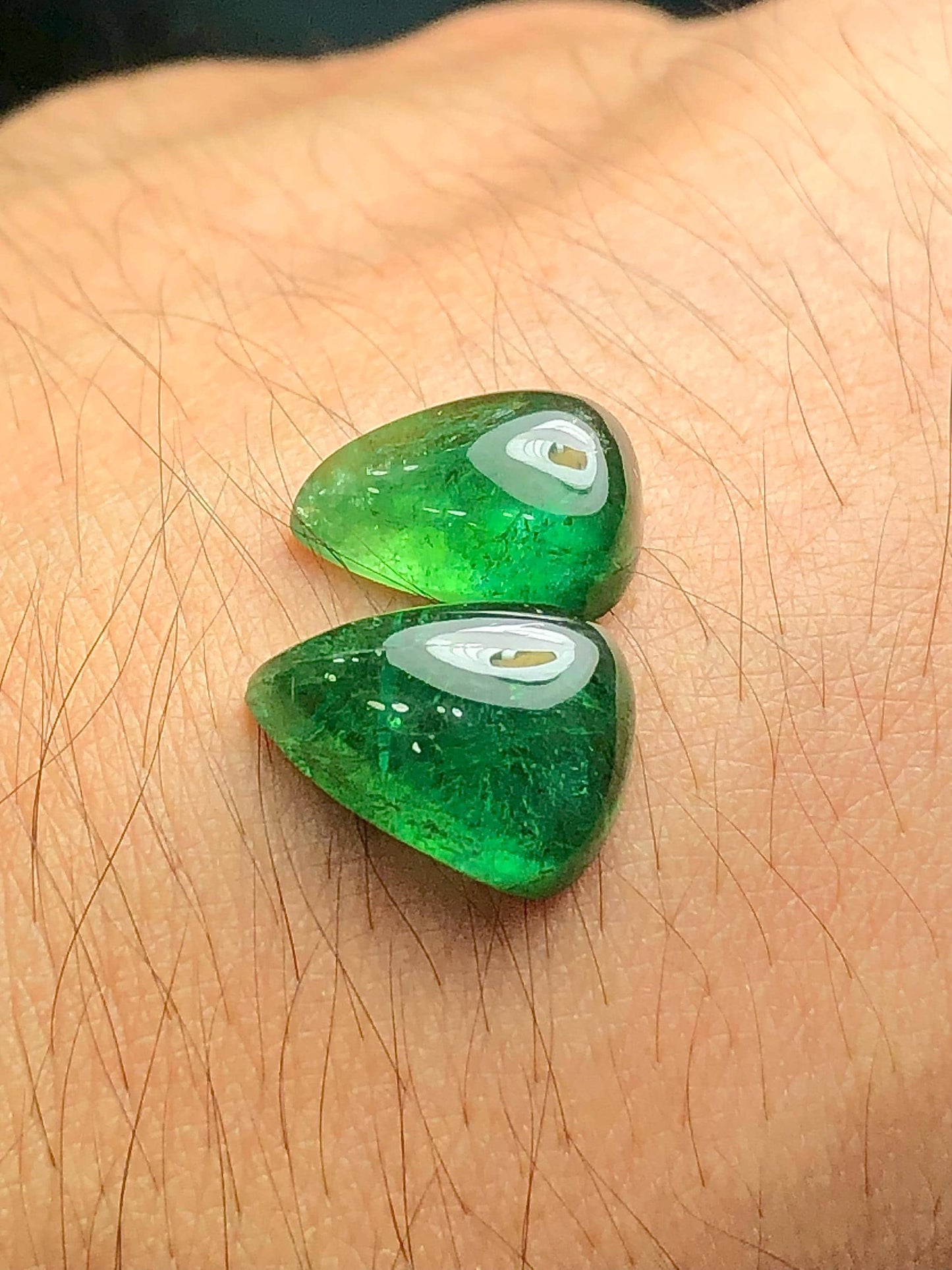 Green Tourmaline Cabochon 9.40 ct - Polished Stone for Healing Jewelry