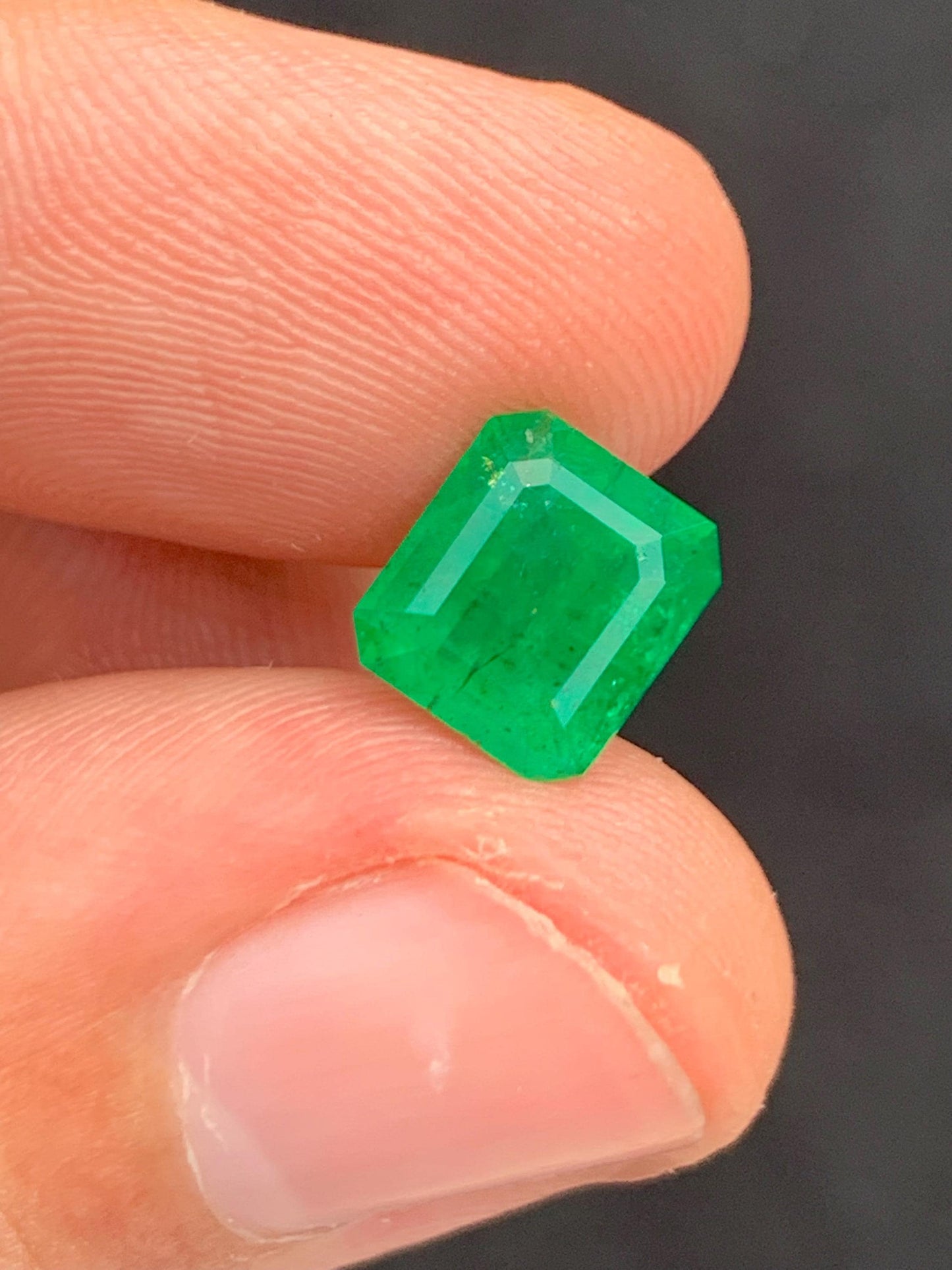 Emerald Faceted 2.40 ct - Natural Green Gem from Swat Pakistan