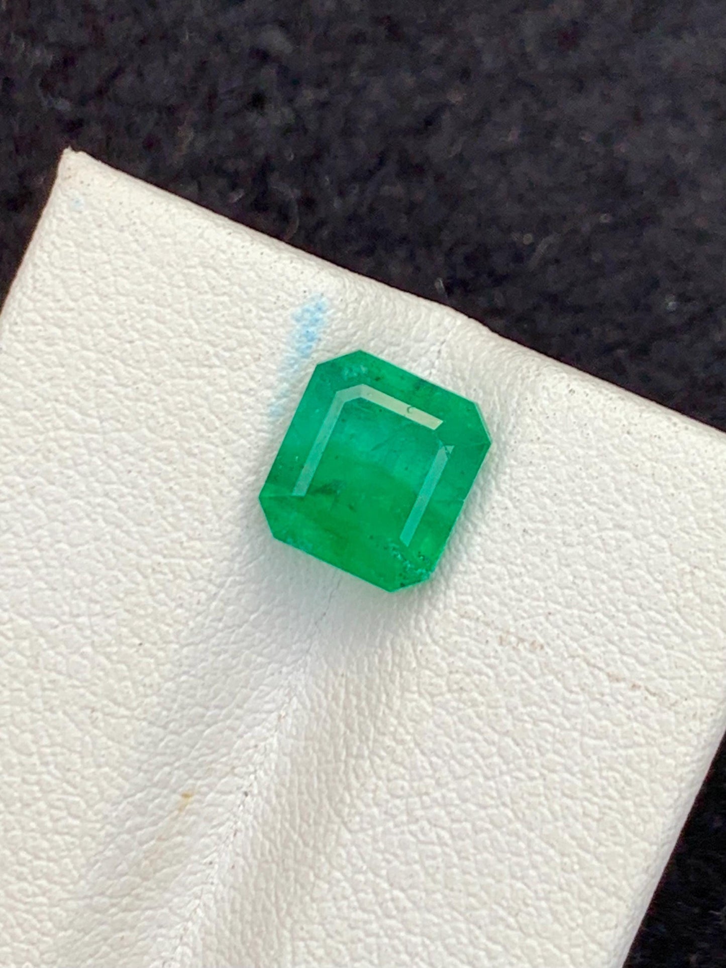 Emerald Faceted 2.75 ct - Swat Mine Gemstone for Jewelry