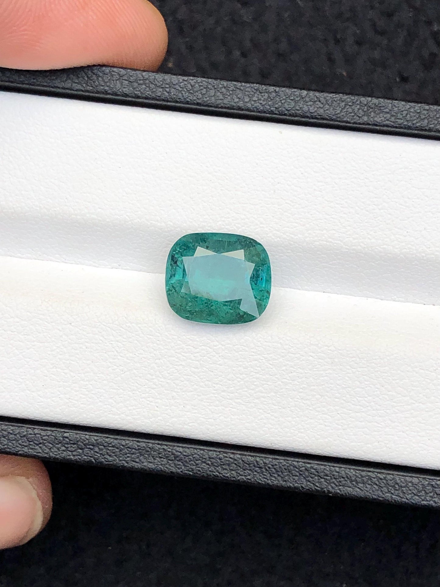 Natural Green Tourmaline Faceted 4.60 ct - Gemstone for Jewelry from Afghanistan