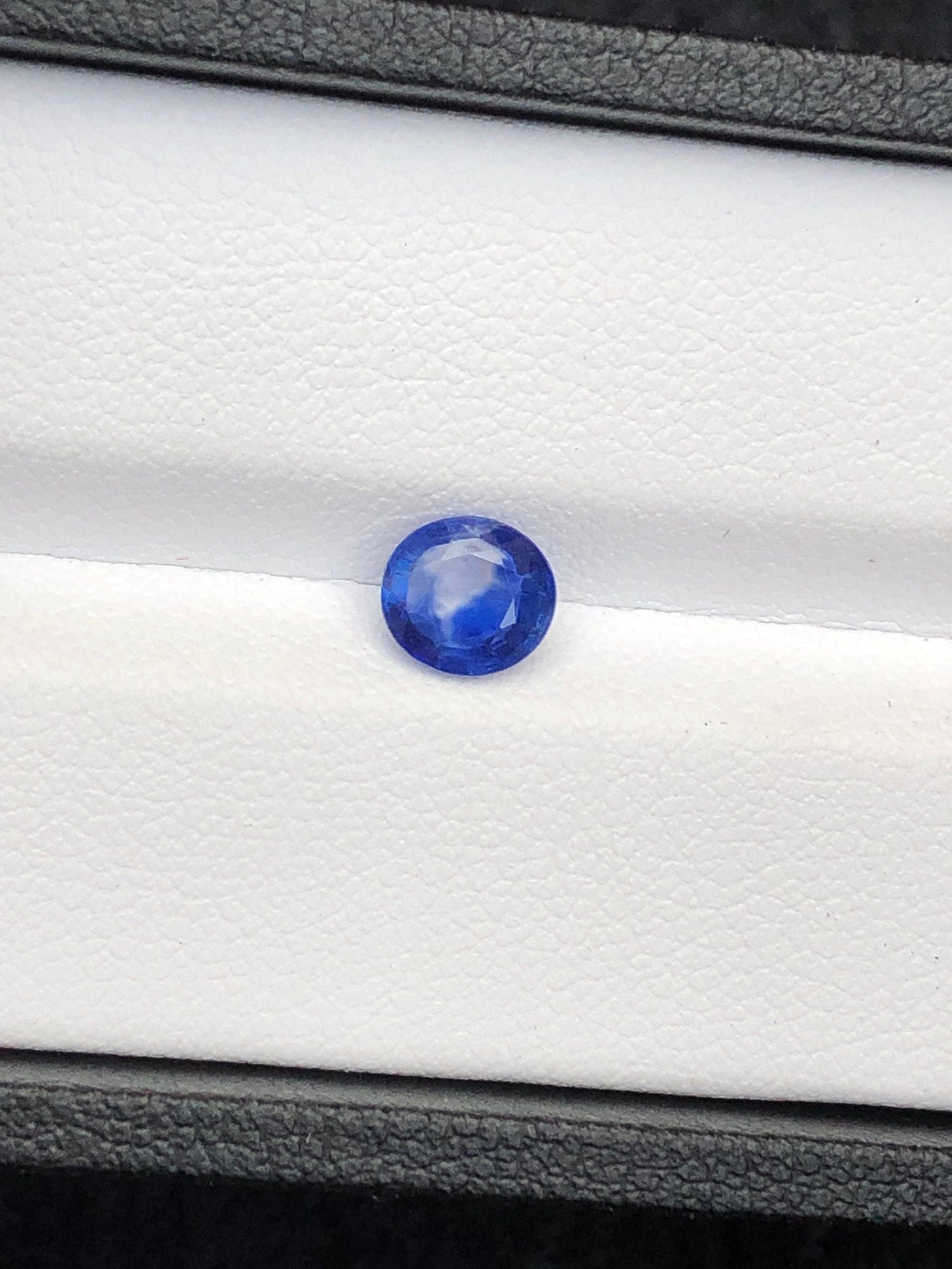 Bi colour Sapphire 0.95 ct - Fine Jewelry Gemstone