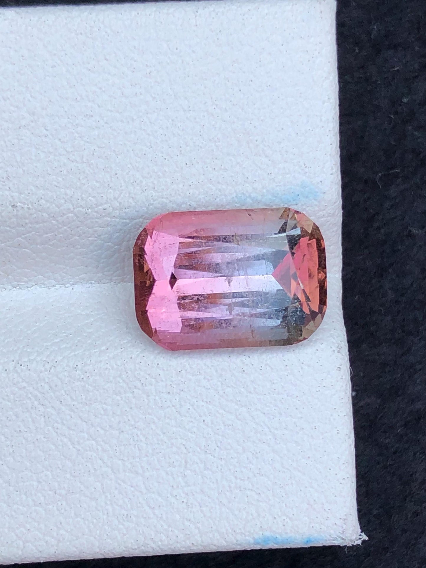 Bi colour Tourmaline Faceted 4.35 ct - Loose Gemstone from Afghanistan