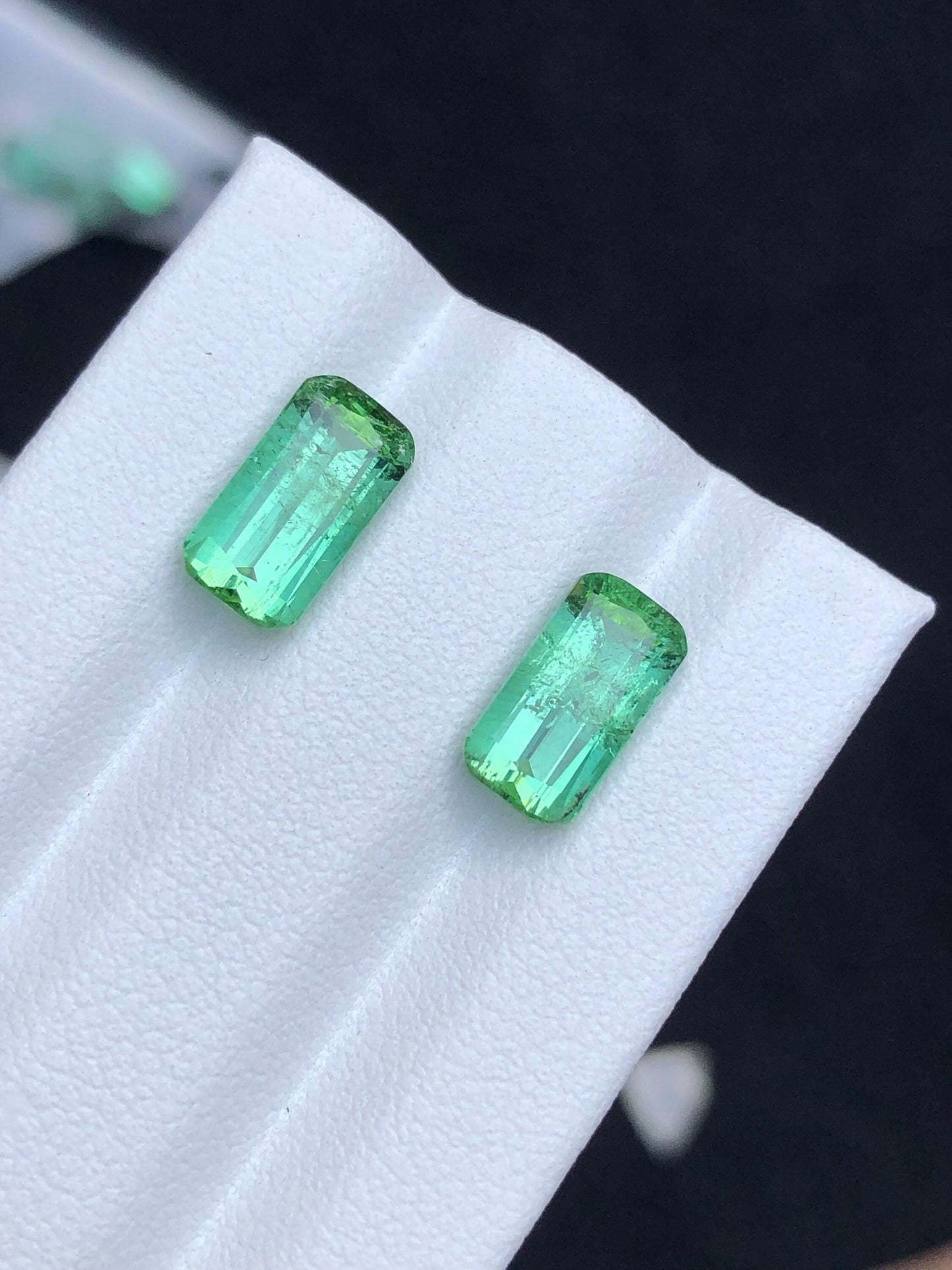 Green Tourmaline Faceted Pair 4.30 ct - Earrings Pair Stones