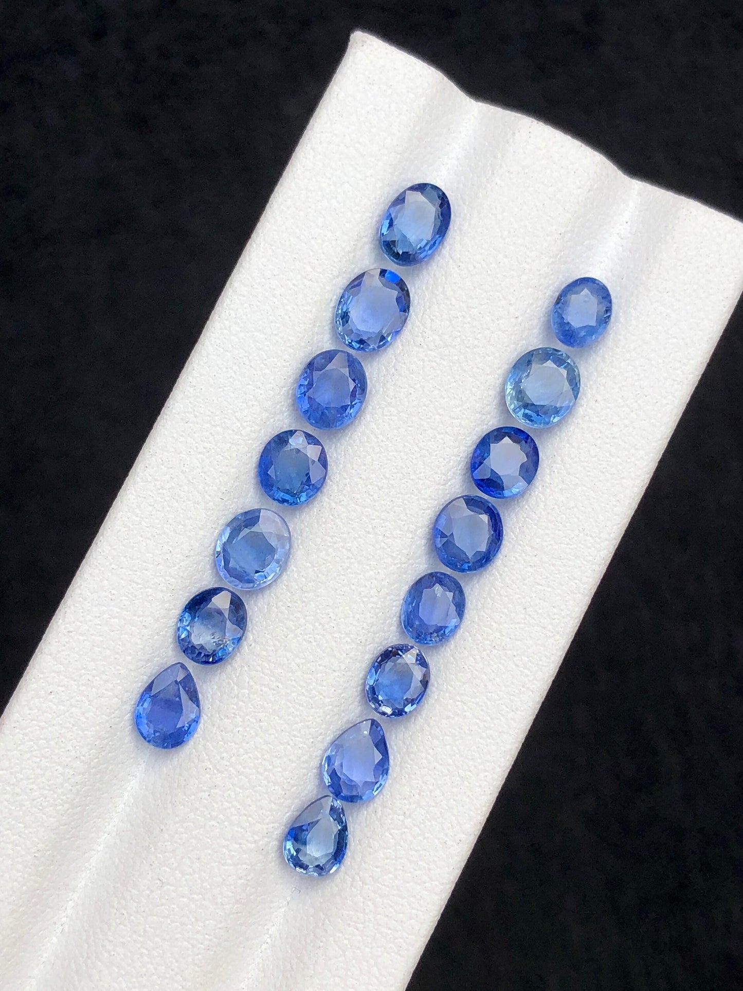 Sapphire Faceted Lot 10.20 ct - Loose Gemstone Parcel