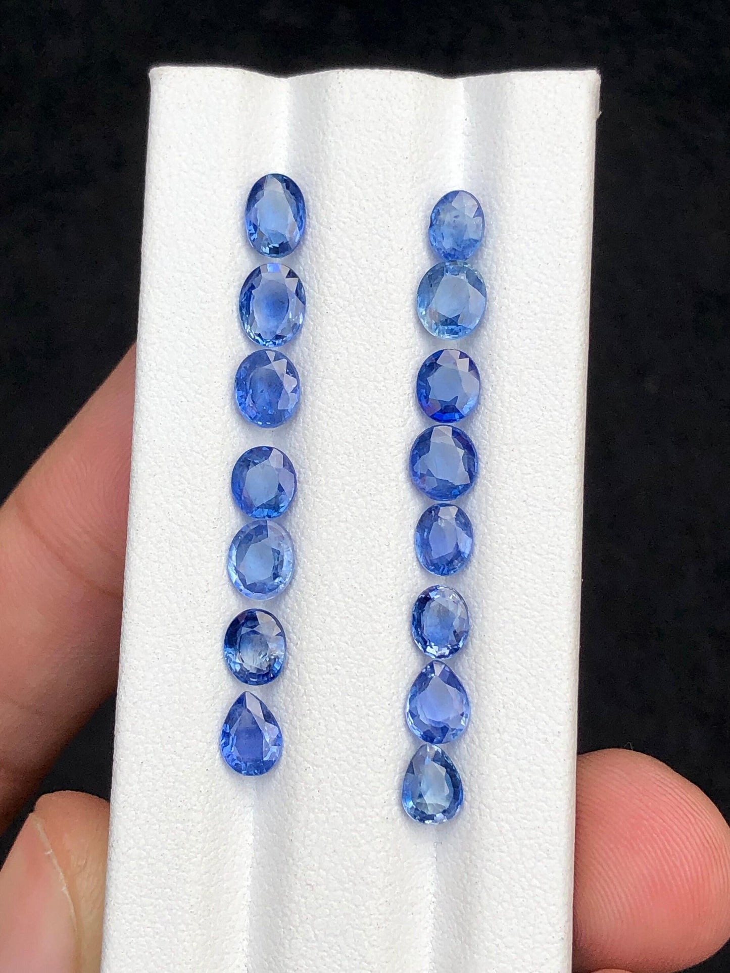 Sapphire Faceted Lot 10.20 ct - Loose Gemstone Parcel