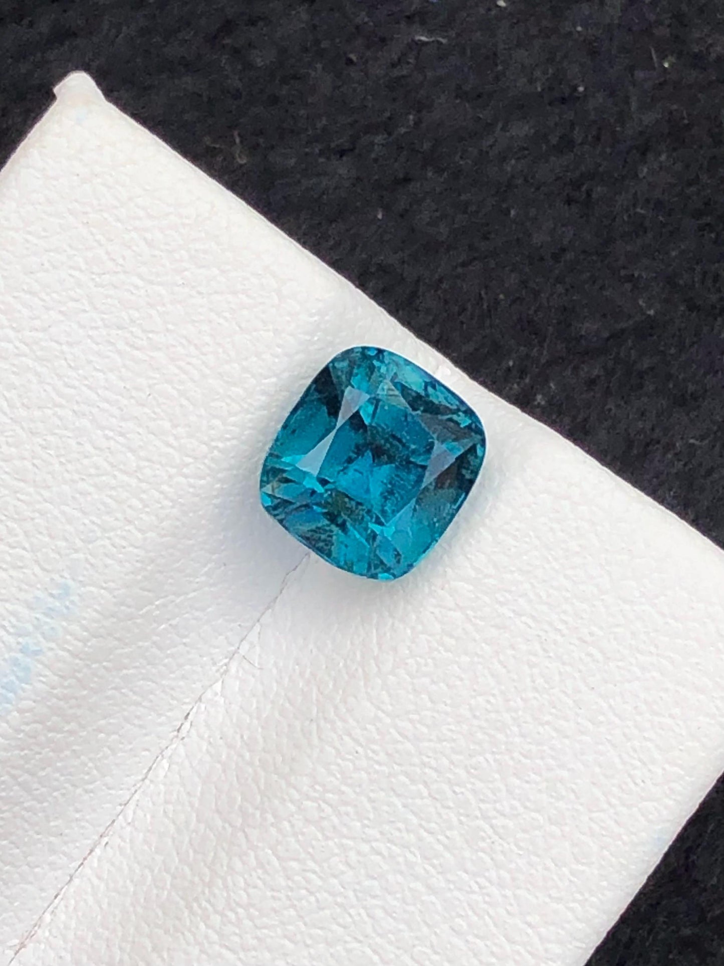 Blue Tourmaline Faceted 2.50 ct - Electric Jewelry Gemstone