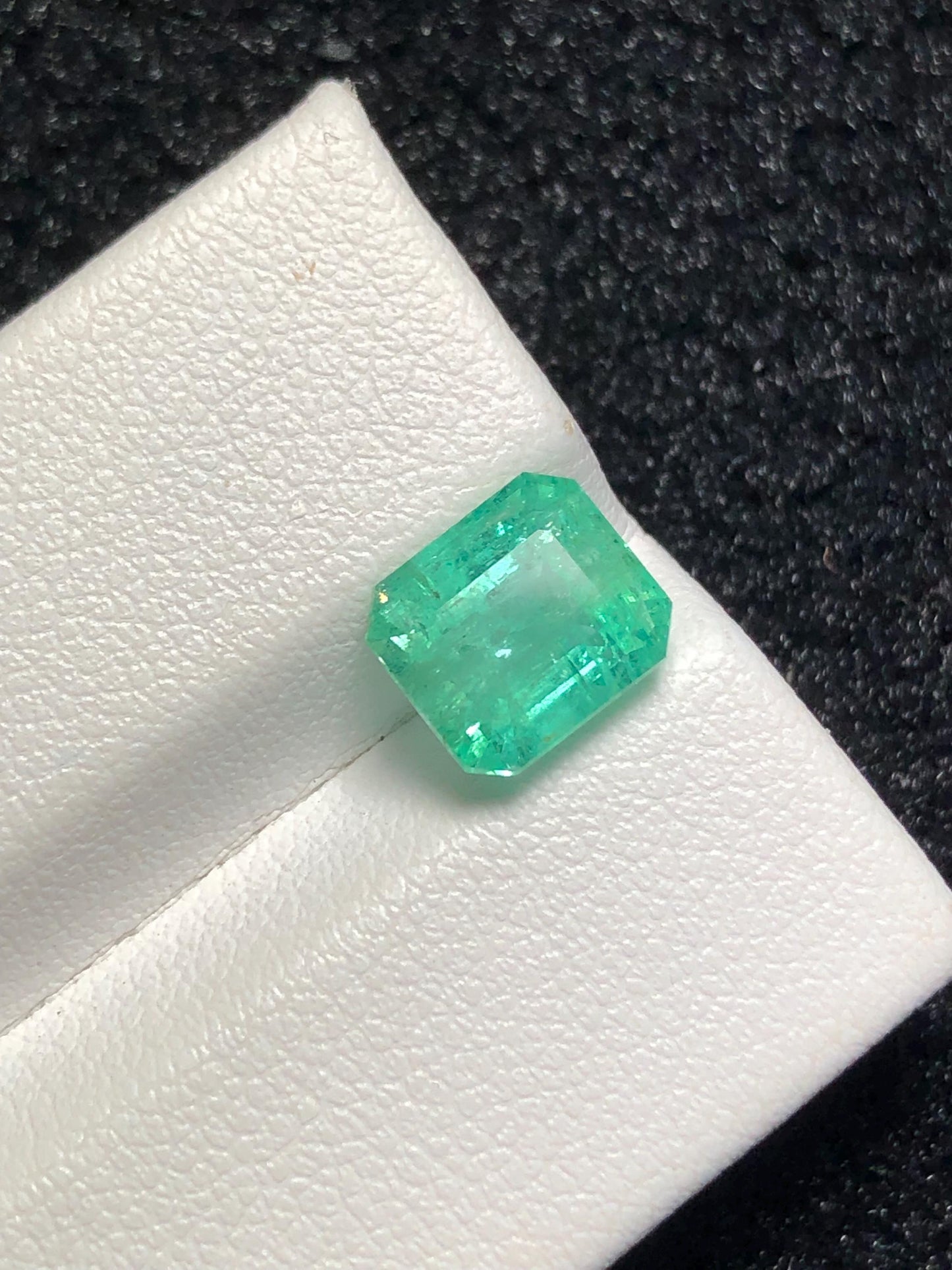 Emerald Faceted 2.65 ct - Panjsher Mine Afghanistan