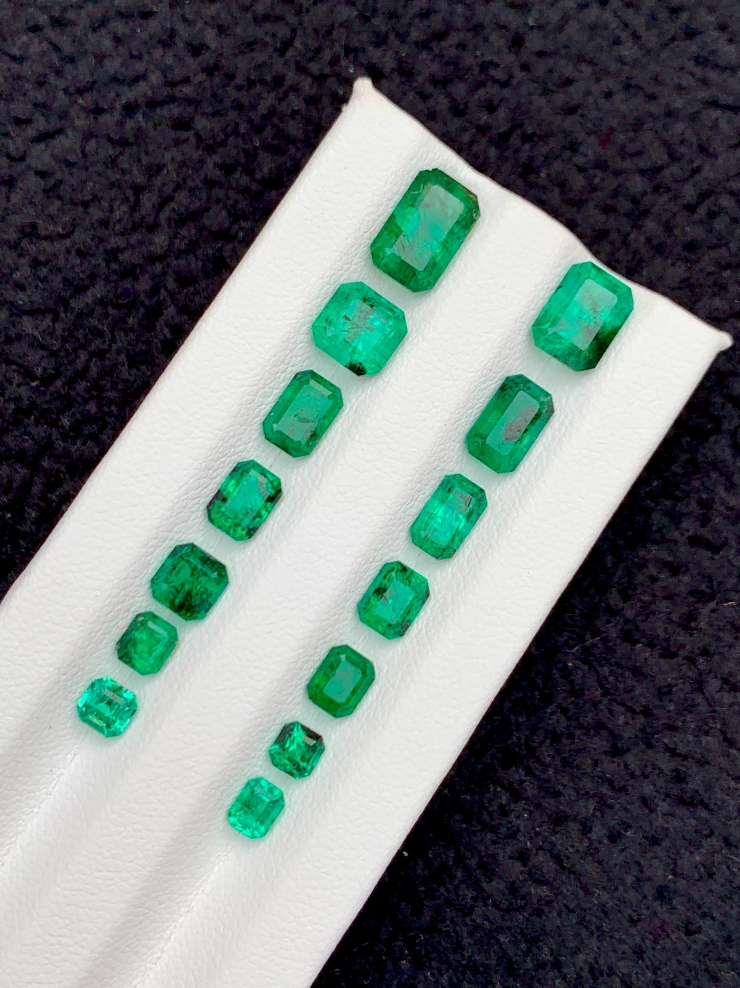 Emerald Faceted 10.50 ct - Swat Mines Engagement Jewelry