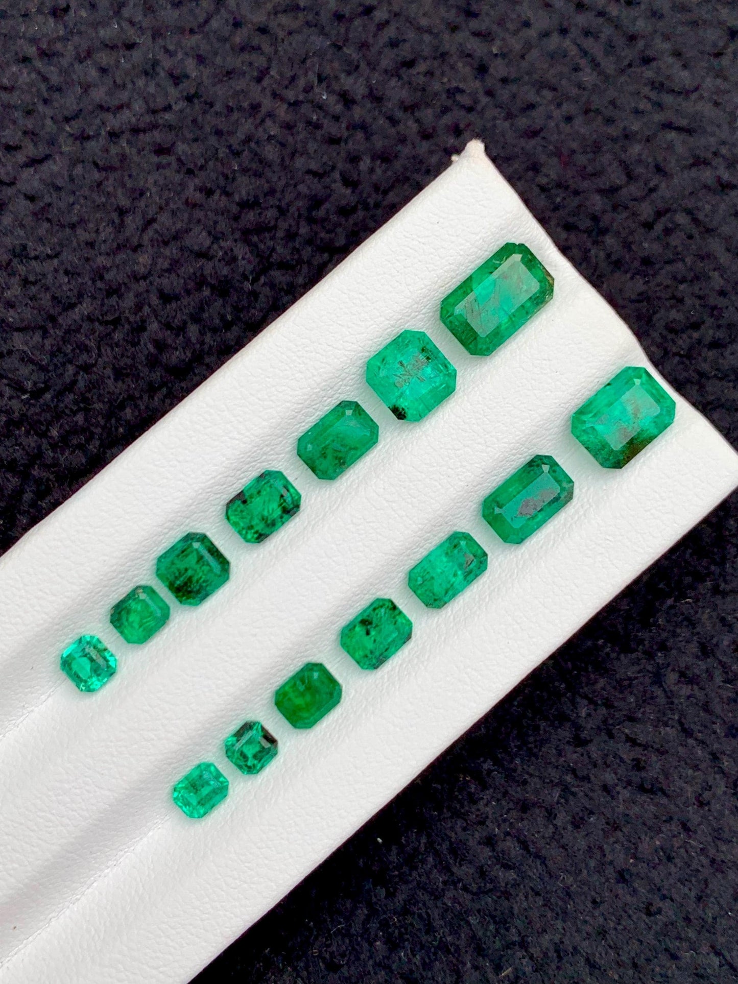Emerald Faceted 10.50 ct - Swat Mines Engagement Jewelry