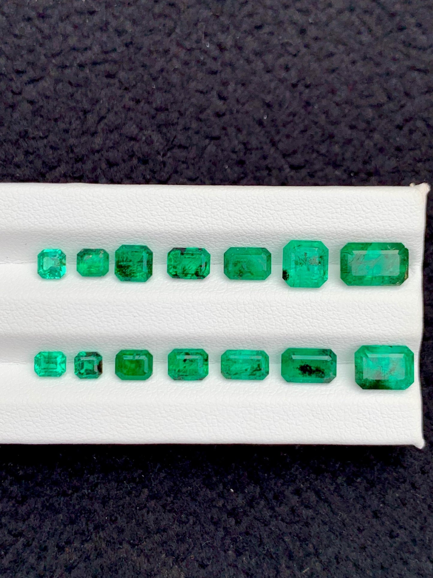 Emerald Faceted 10.50 ct - Swat Mines Engagement Jewelry