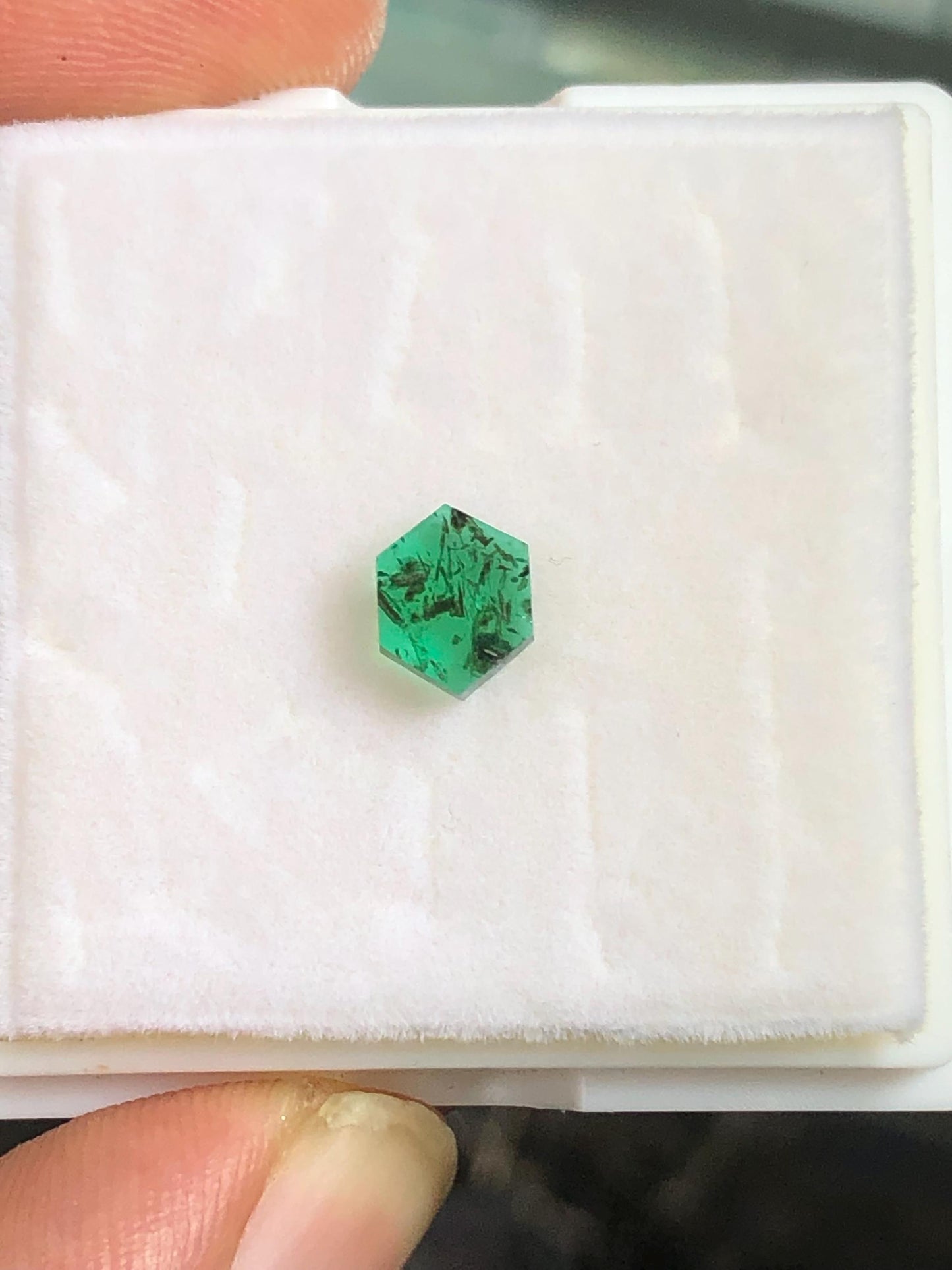 Emerald Slice 0.85 ct - Panjsher Mines Specimen