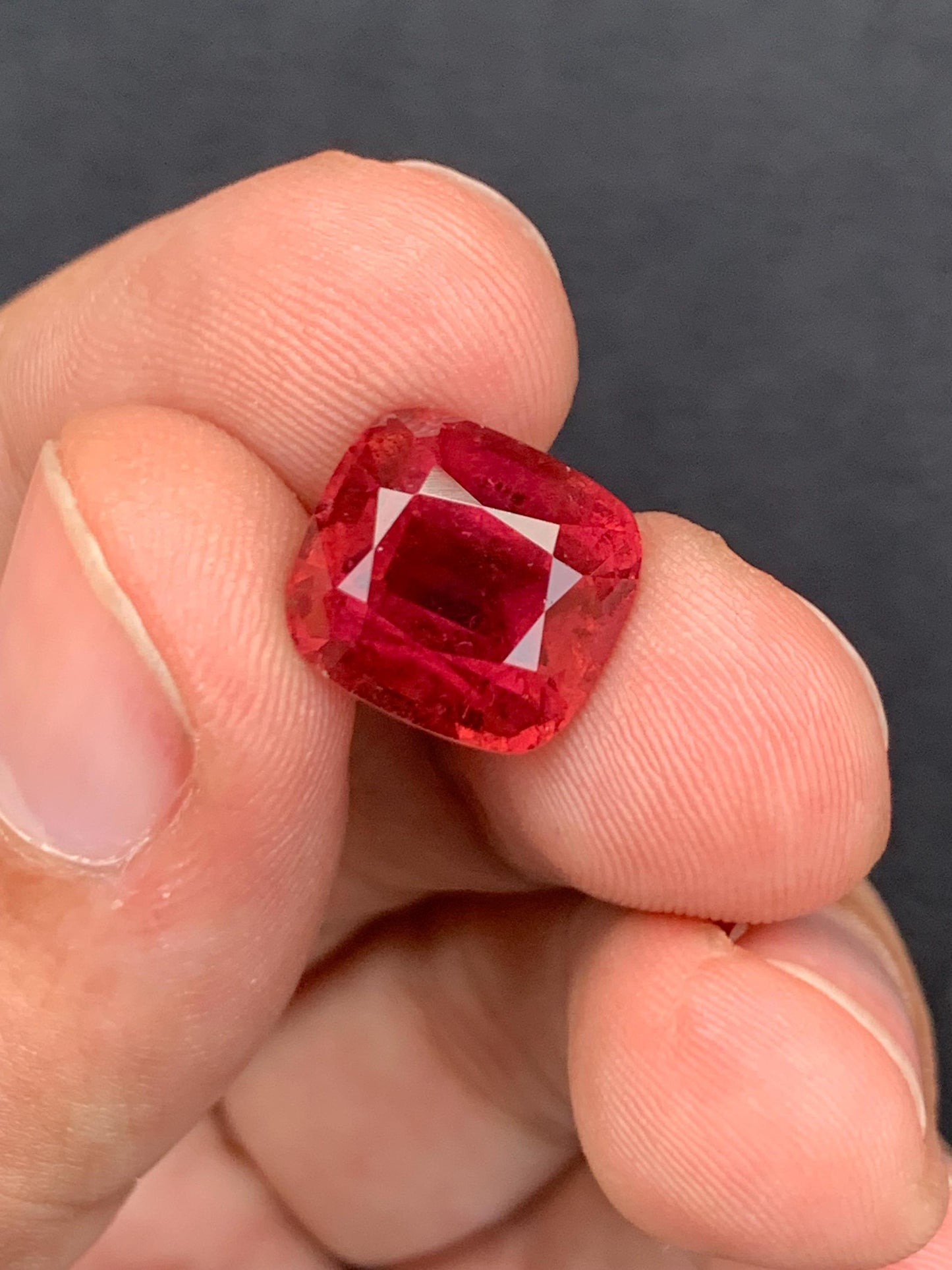Rubellite Tourmaline Faceted 7.90 ct - Statement Ring Gem