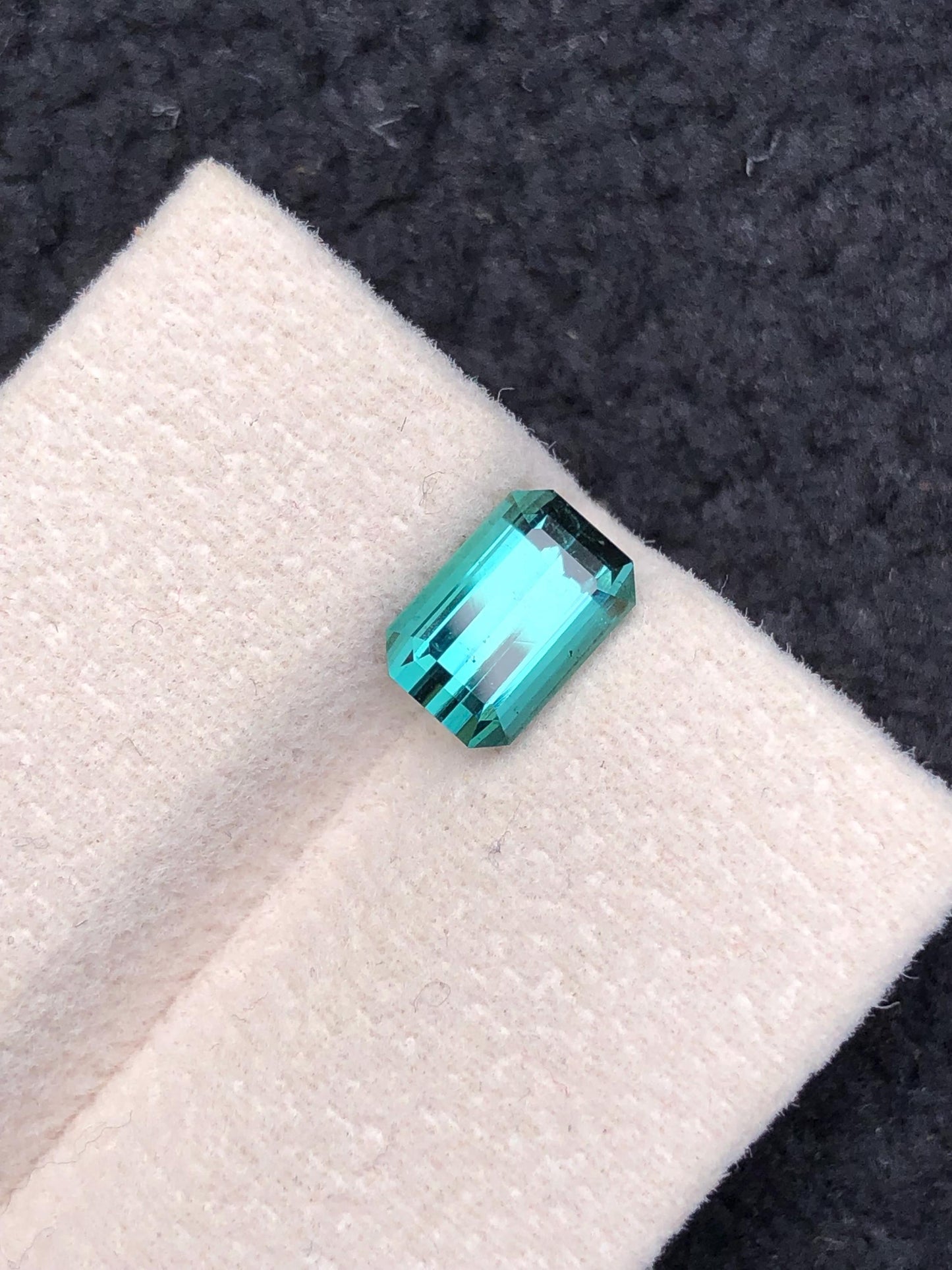 Blue Tourmaline Faceted 1.75 ct - Natural Fine Jewelry