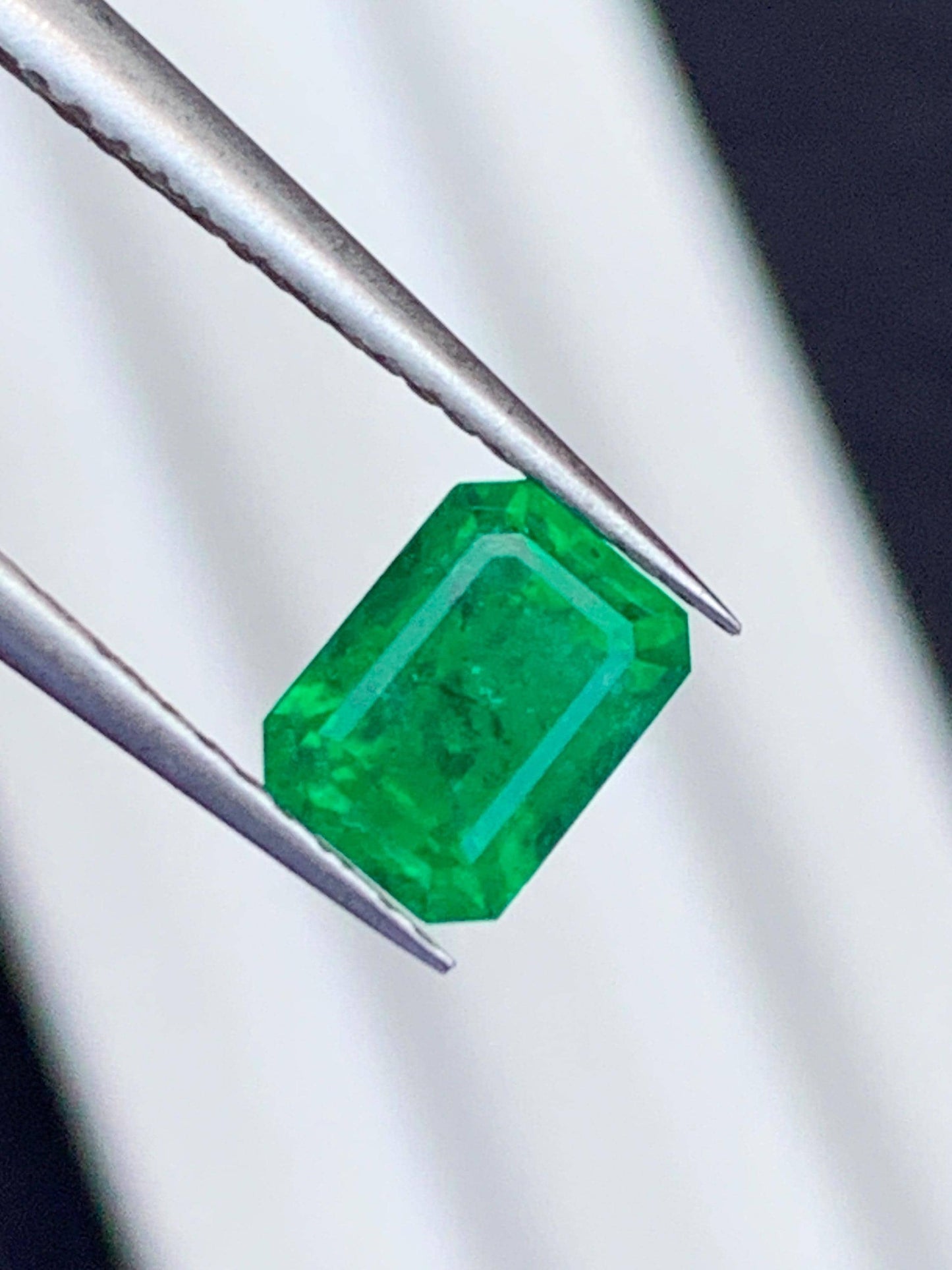 Emerald Faceted 1.16 ct - Swat Mine Natural Emerald