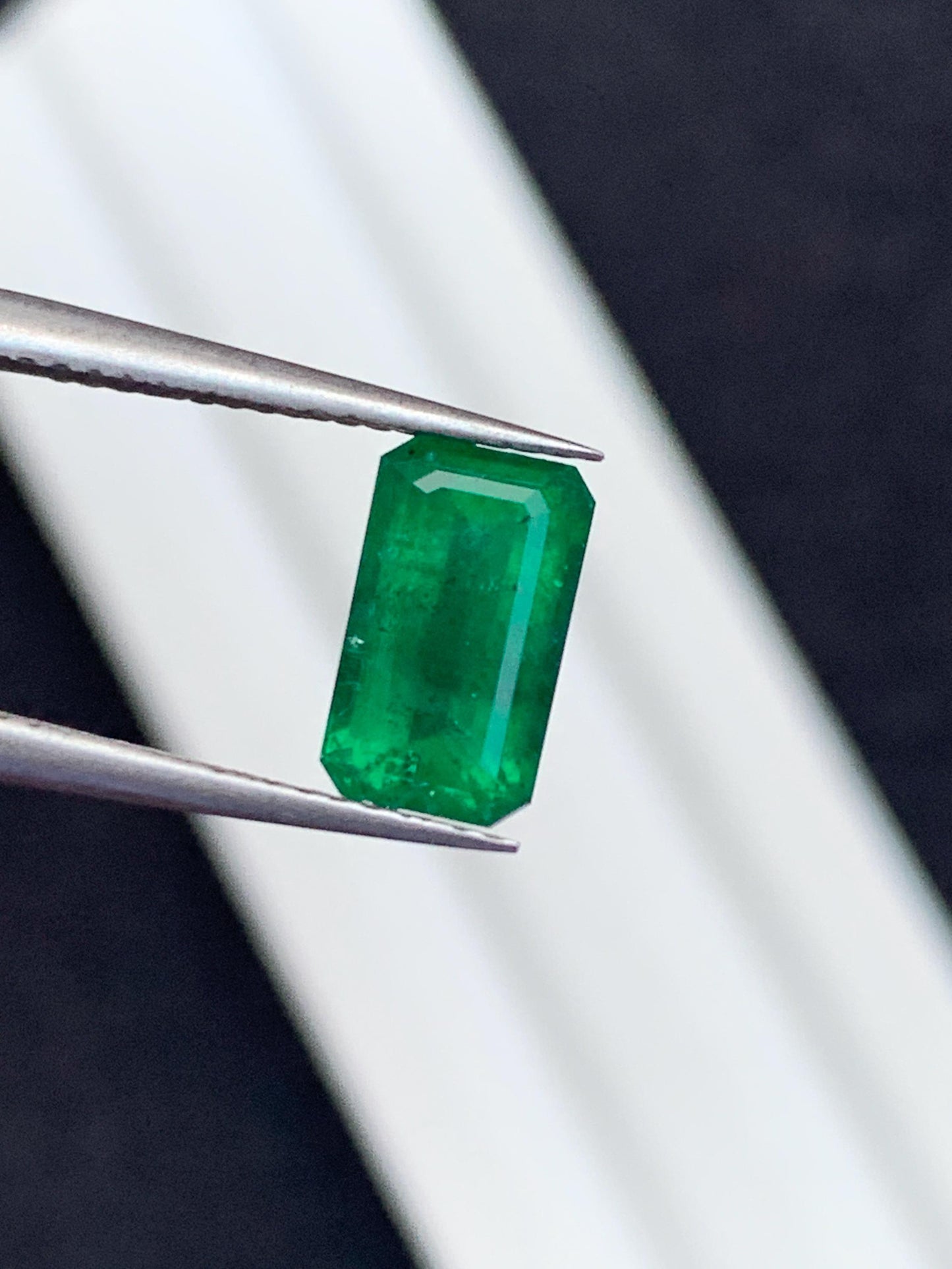 Emerald Faceted 2.35 ct - Swat Mine Fine Emerald