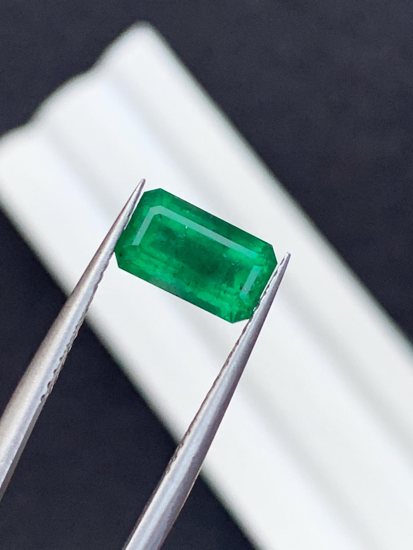 Emerald Faceted 2.35 ct - Swat Mine Fine Emerald