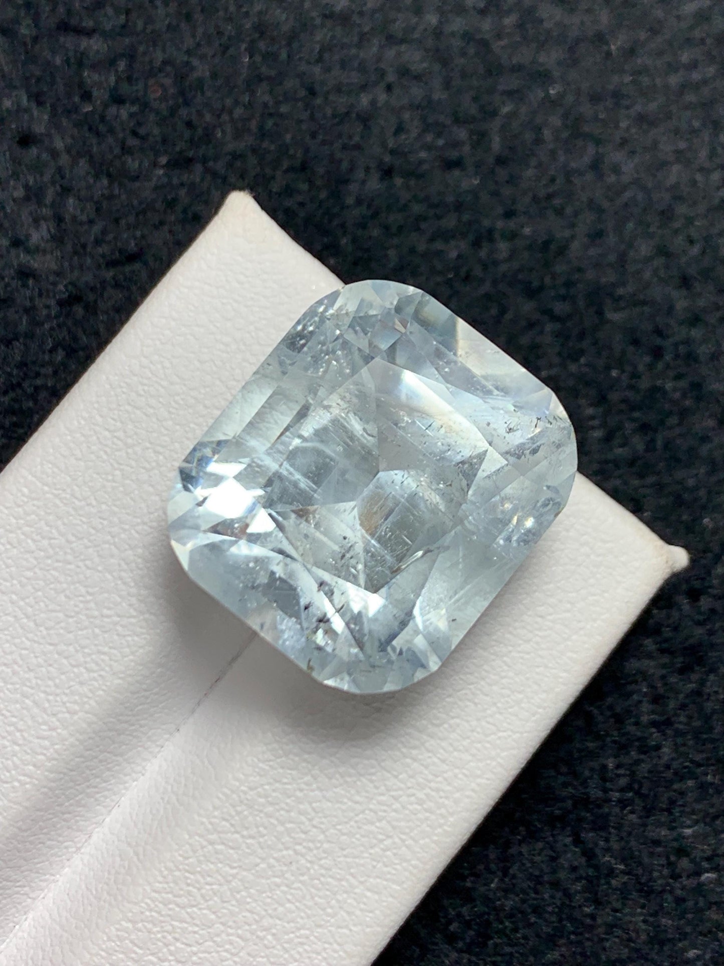 Aquamarine Crystal 31 ct - Pakistan Nagar Mine Specimen