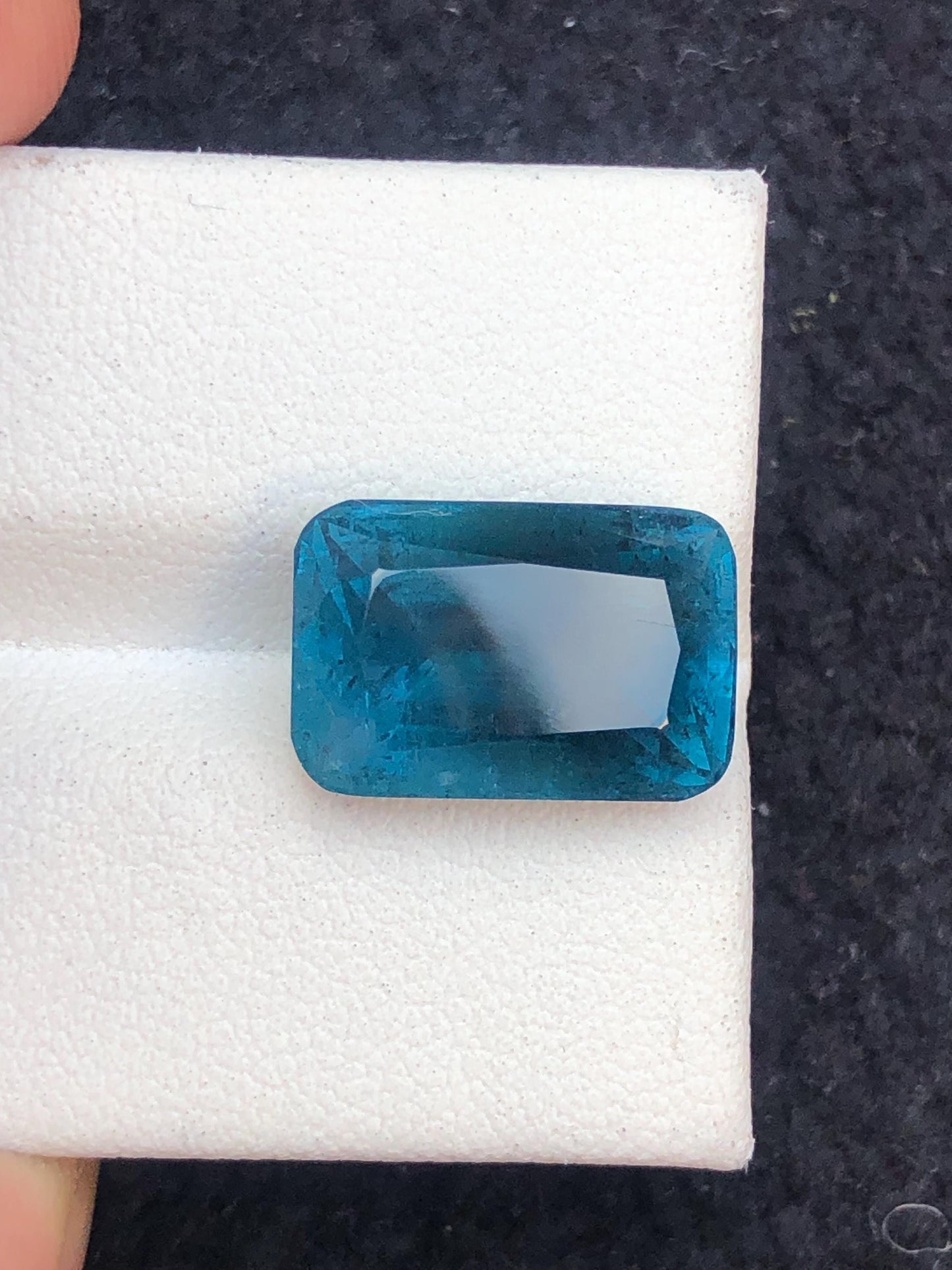 Ink Blue Tourmaline Faceted 8.80 ct - Natural Gemstone from Afghanistan