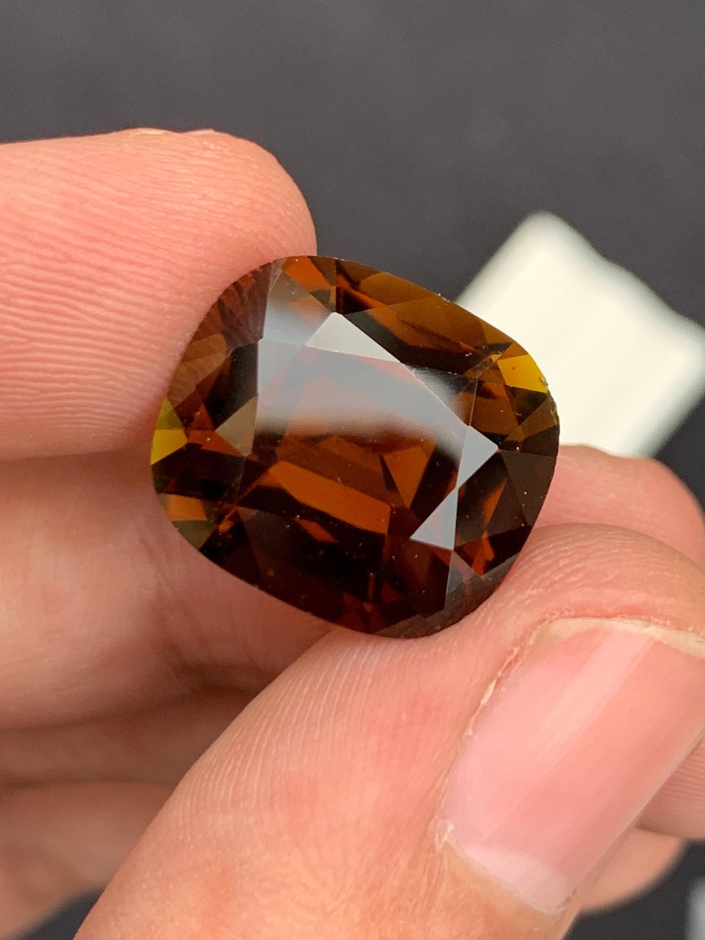 Honey Tourmaline Faceted 14.40 ct - Warm Golden Gem for Fine Jewelry