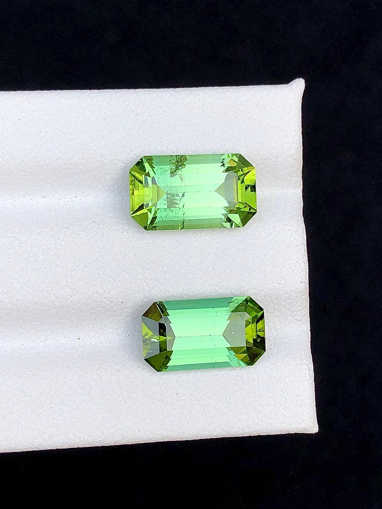 Green Tourmaline Faceted 5.65 ct - Natural Stones for Jewelry Design