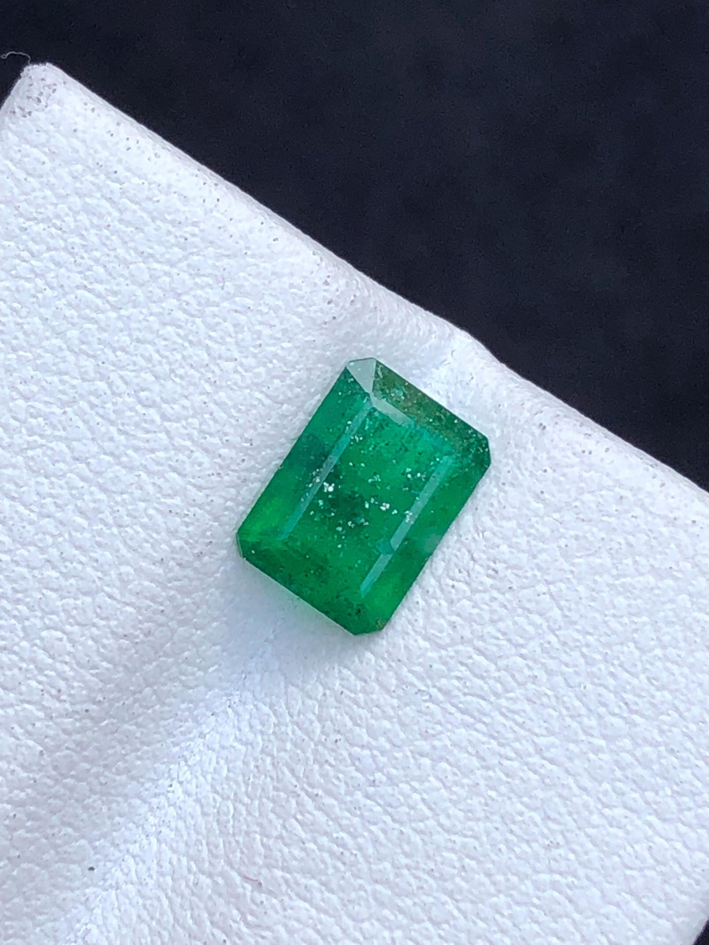 Emerald Faceted 1 ct - Swat Pakistan Gem for Engagement Jewelry