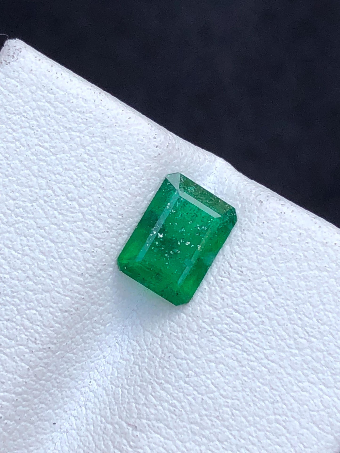 Emerald Faceted 1 ct - Swat Pakistan Gem for Engagement Jewelry