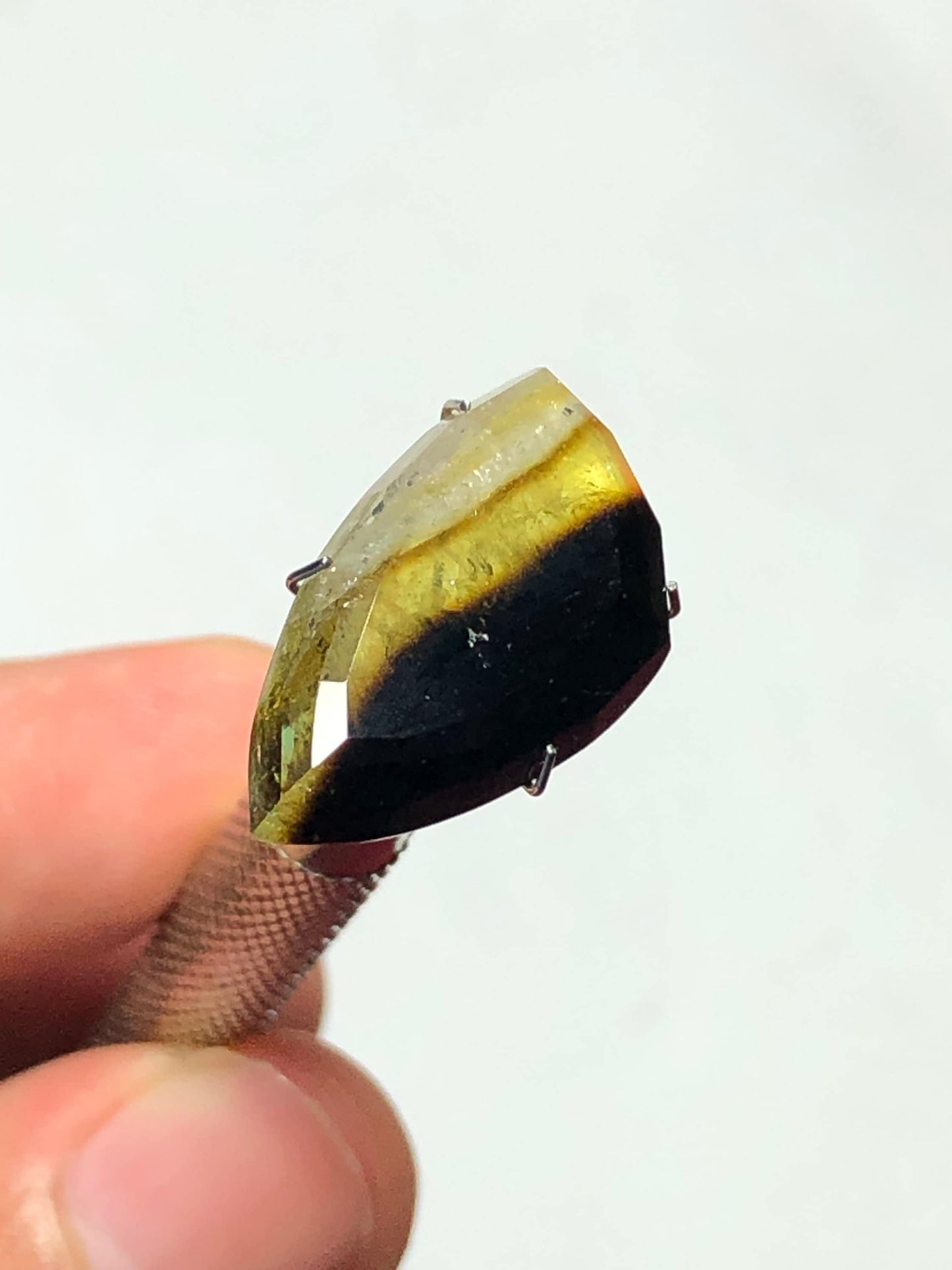 Bi colour tourmaline rose cut 11 carat natural origin Afghanistan