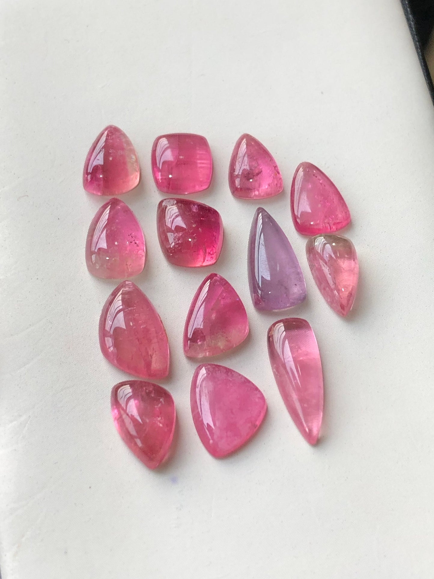Pink tourmaline cabochons flat back 28.20 carats