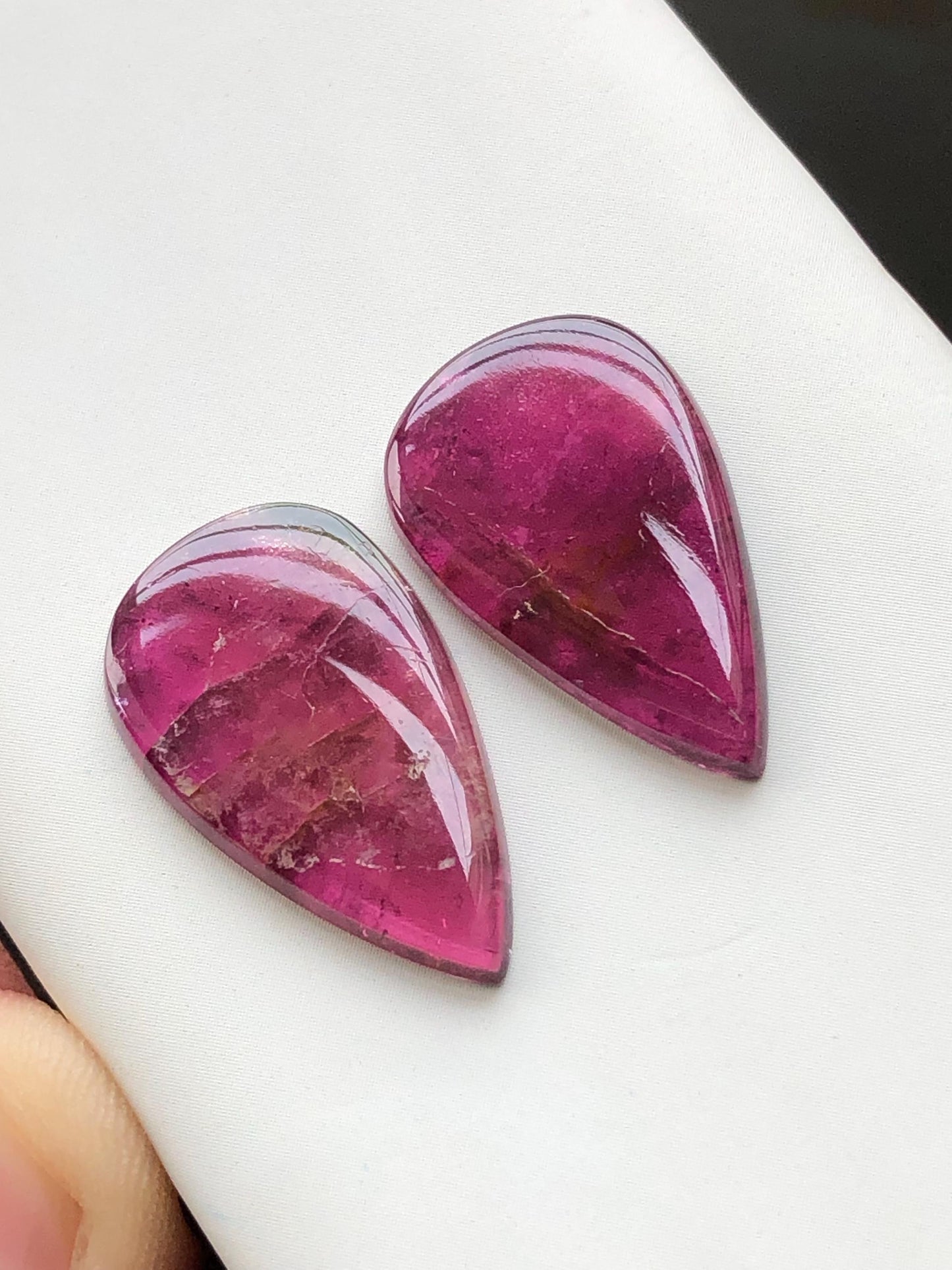 17.20 carats tourmaline pair