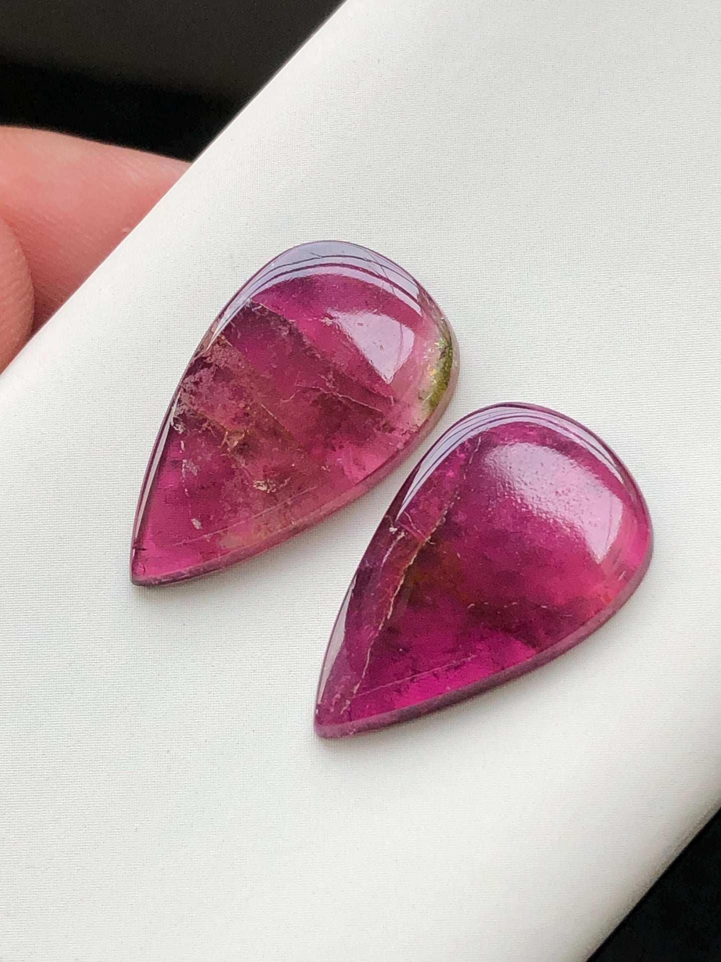 17.20 carats tourmaline pair