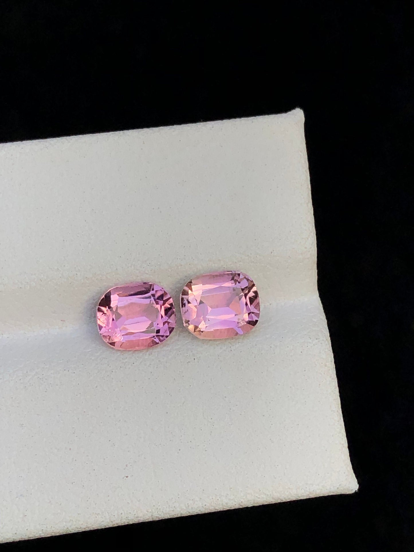 Pink tourmaline pair natural 2.50 carats cushion cut loose gemstone perfect for earrings.