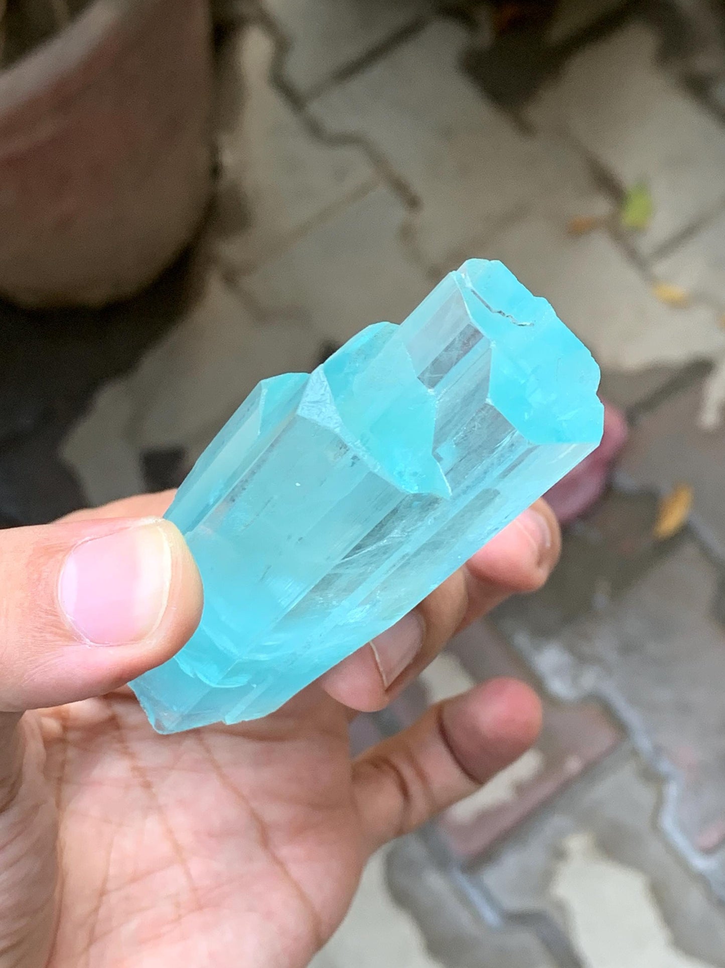 90 grams natural blue aquamarine crystal