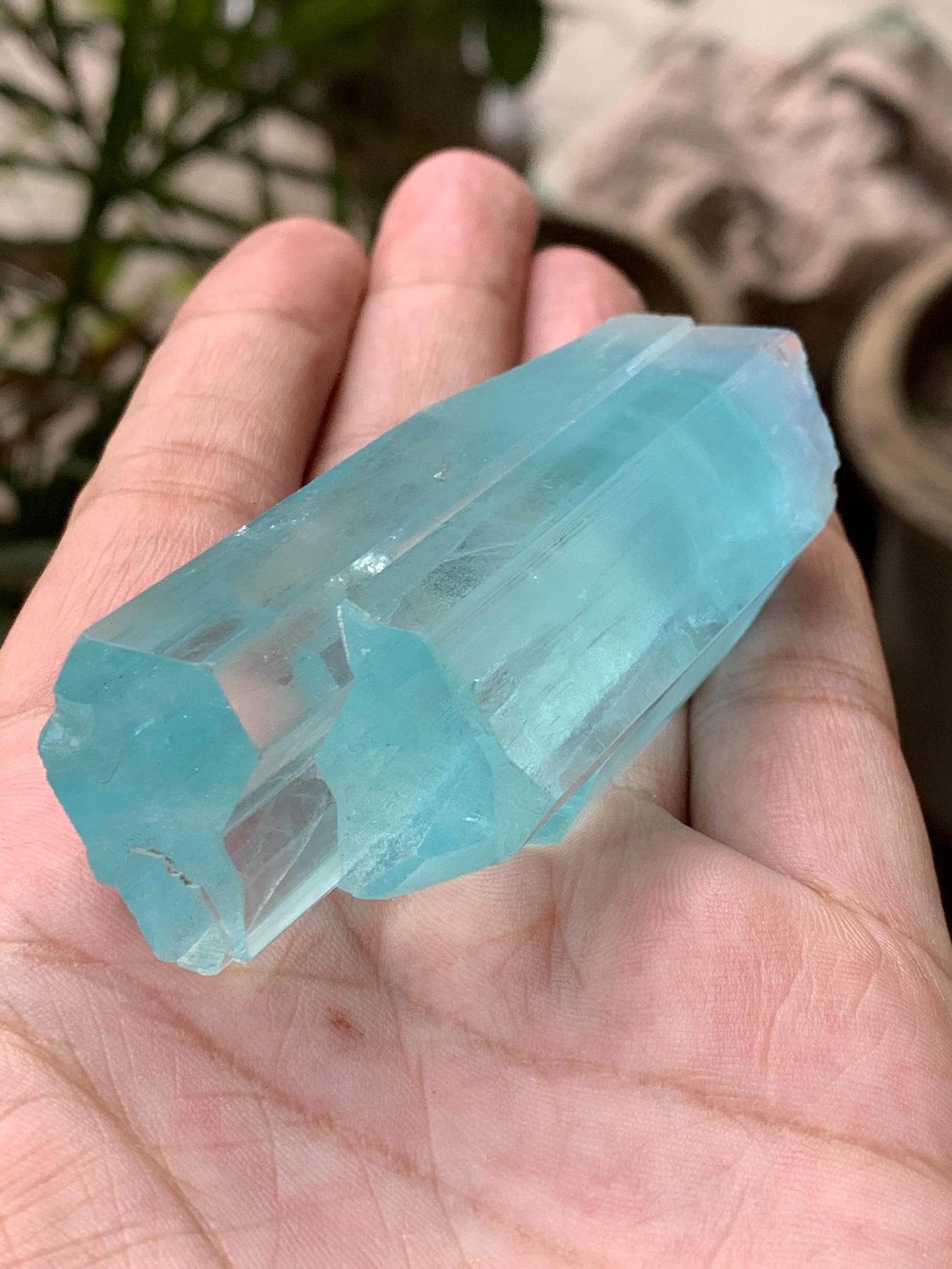 90 grams natural blue aquamarine crystal