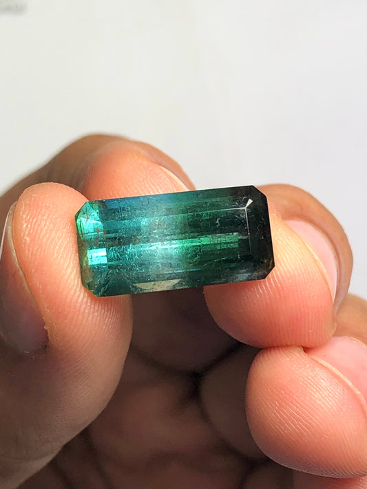 Bi colour tourmaline 9.40 carat natural origin Afghanistan