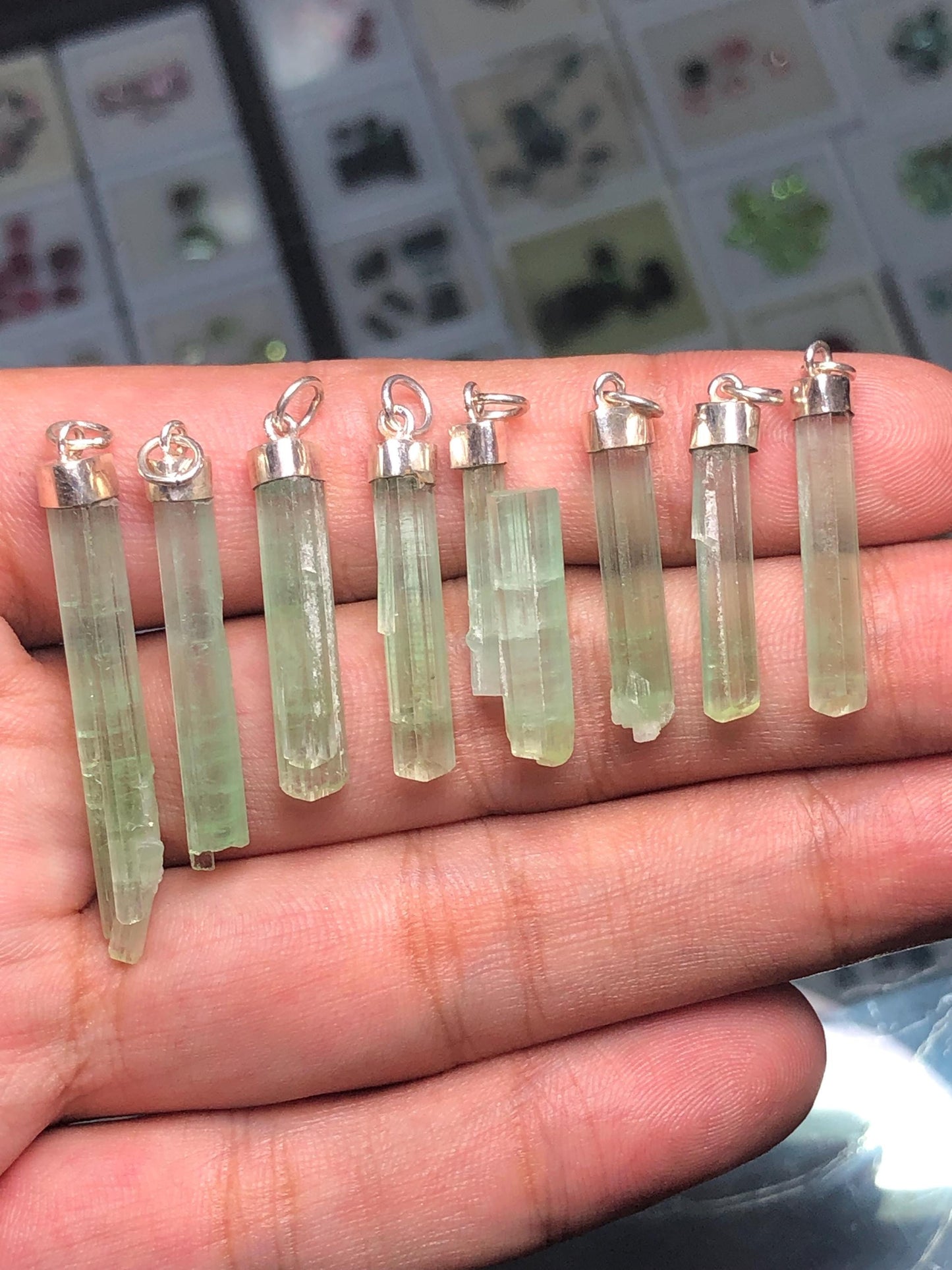 8 pieces 59 CTs mint tourmaline 925 silver pendants