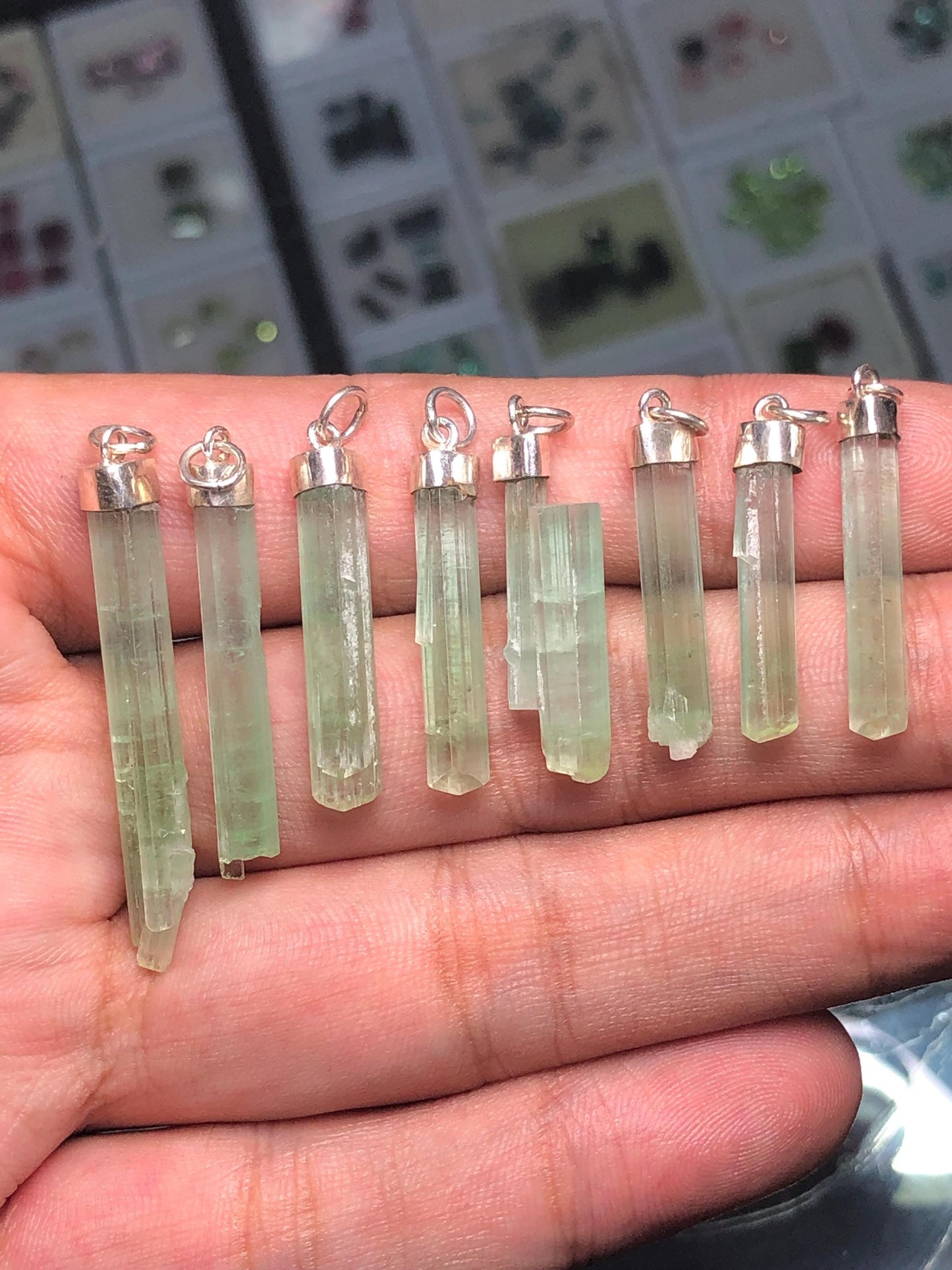 8 pieces 59 CTs mint tourmaline 925 silver pendants