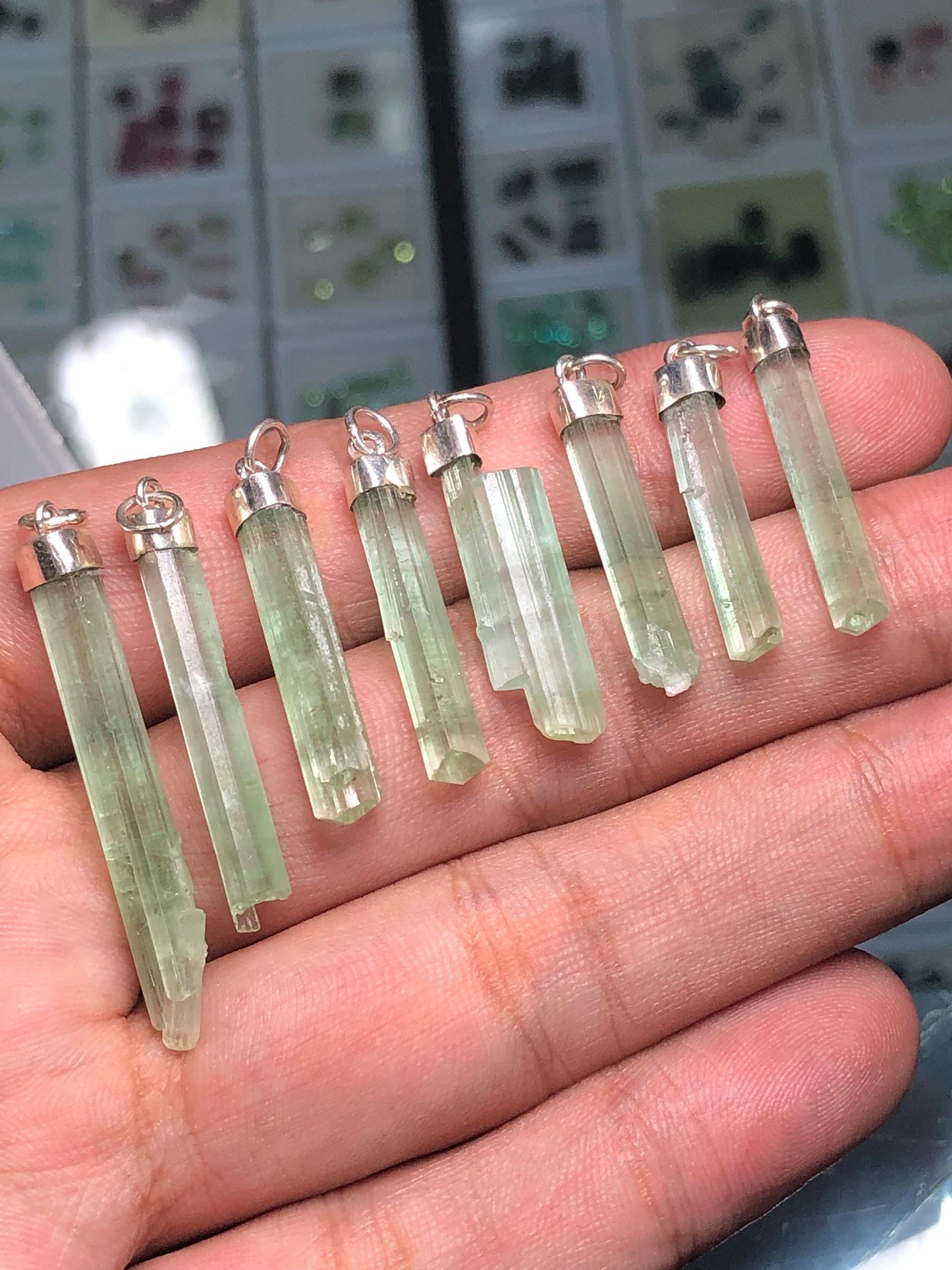 8 pieces 59 CTs mint tourmaline 925 silver pendants