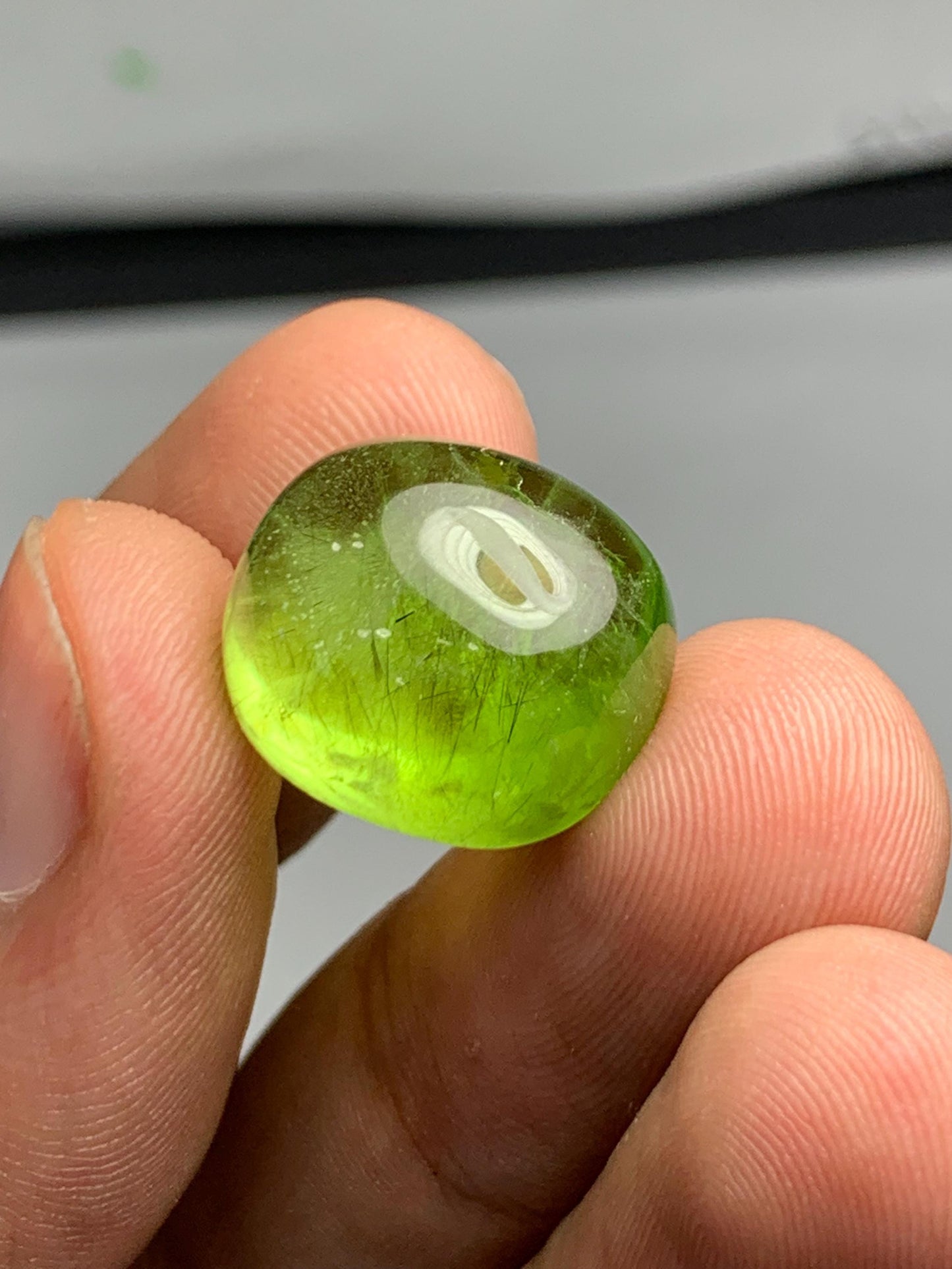 23 ct peridot cabochon 17*15*10mm