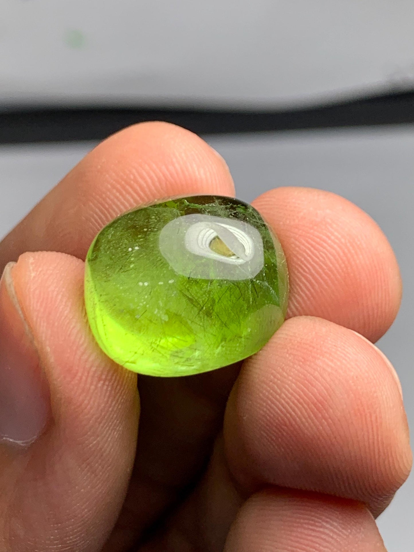 23 ct peridot cabochon 17*15*10mm