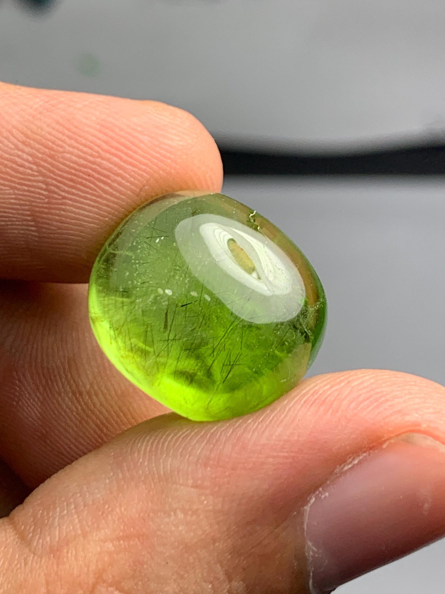 23 ct peridot cabochon 17*15*10mm