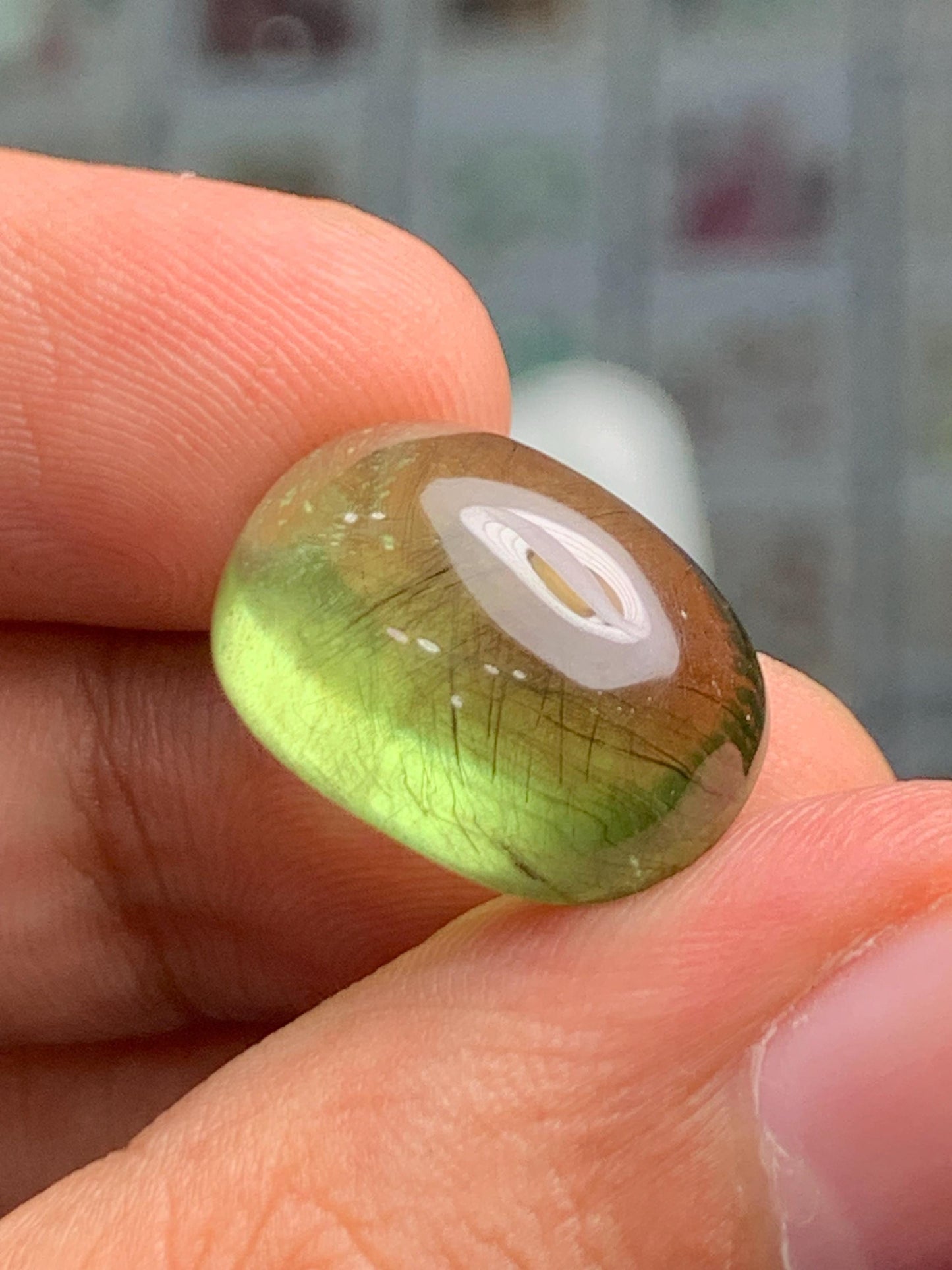 18 ct hairy peridot cabochon 18*13*9mm