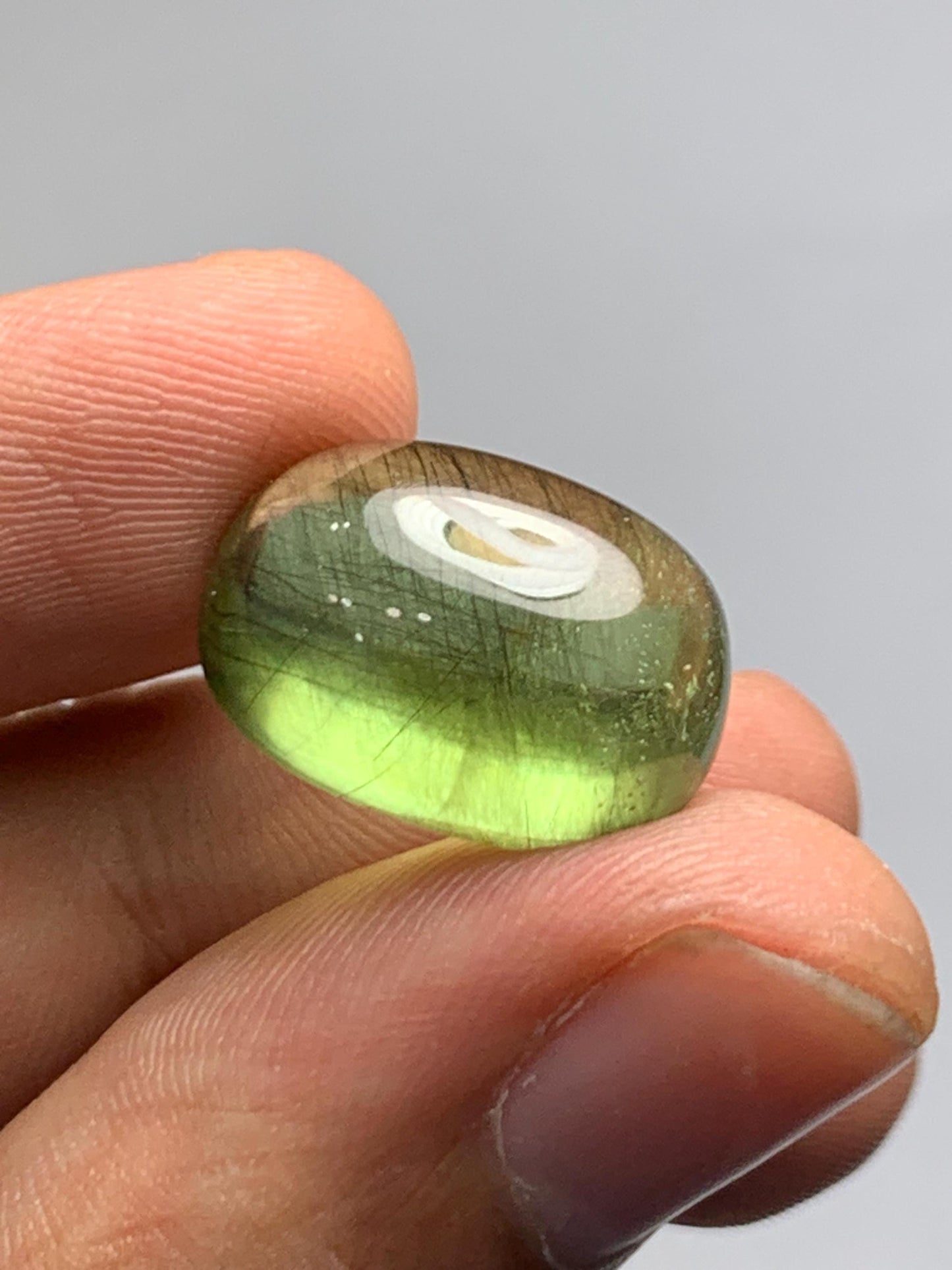 18 ct hairy peridot cabochon 18*13*9mm