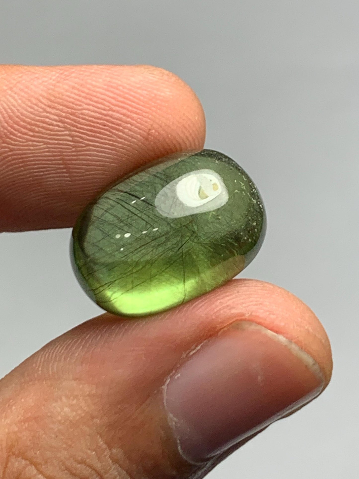 18 ct hairy peridot cabochon 18*13*9mm