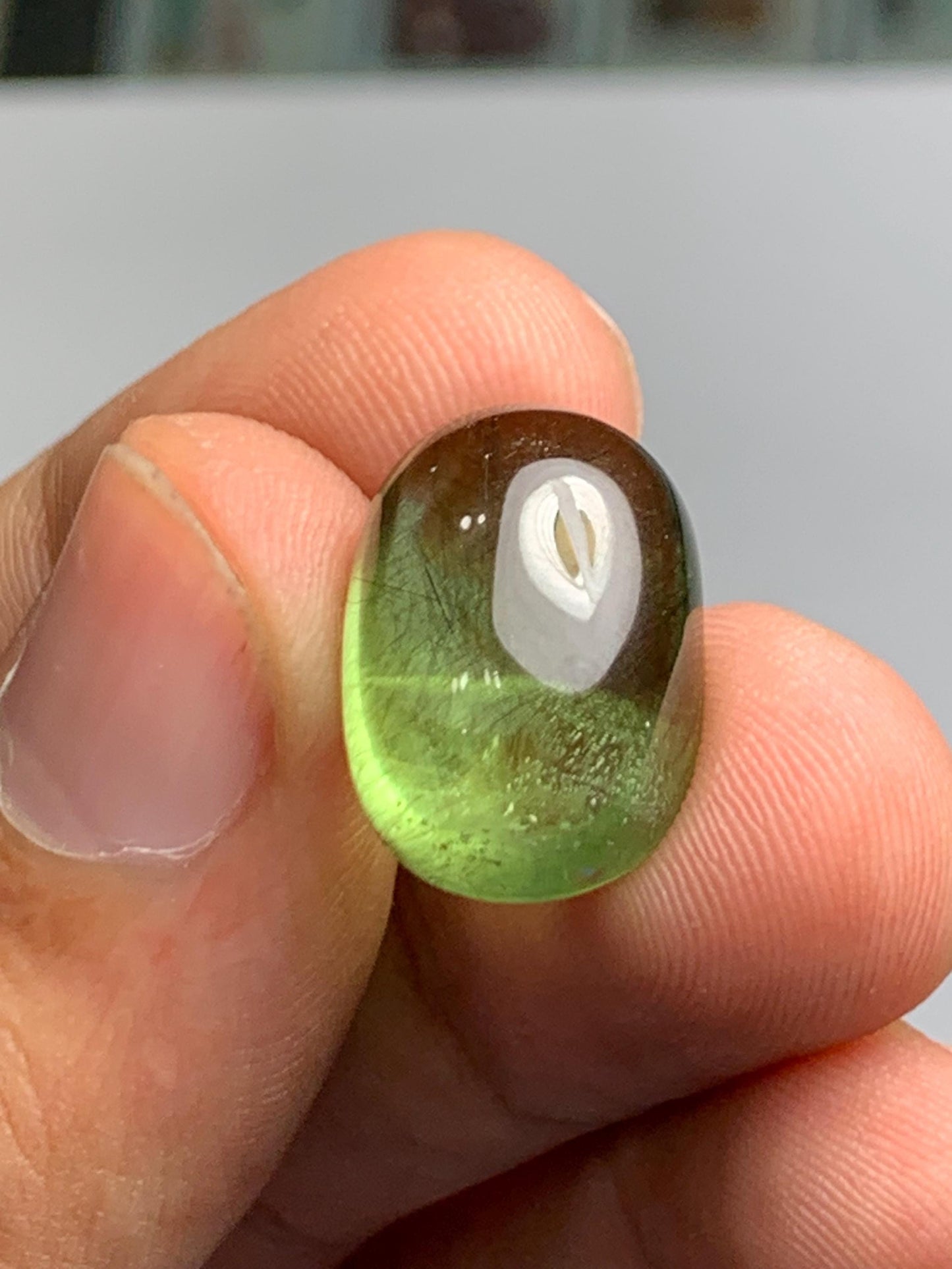 18 ct hairy peridot cabochon 18*13*9mm