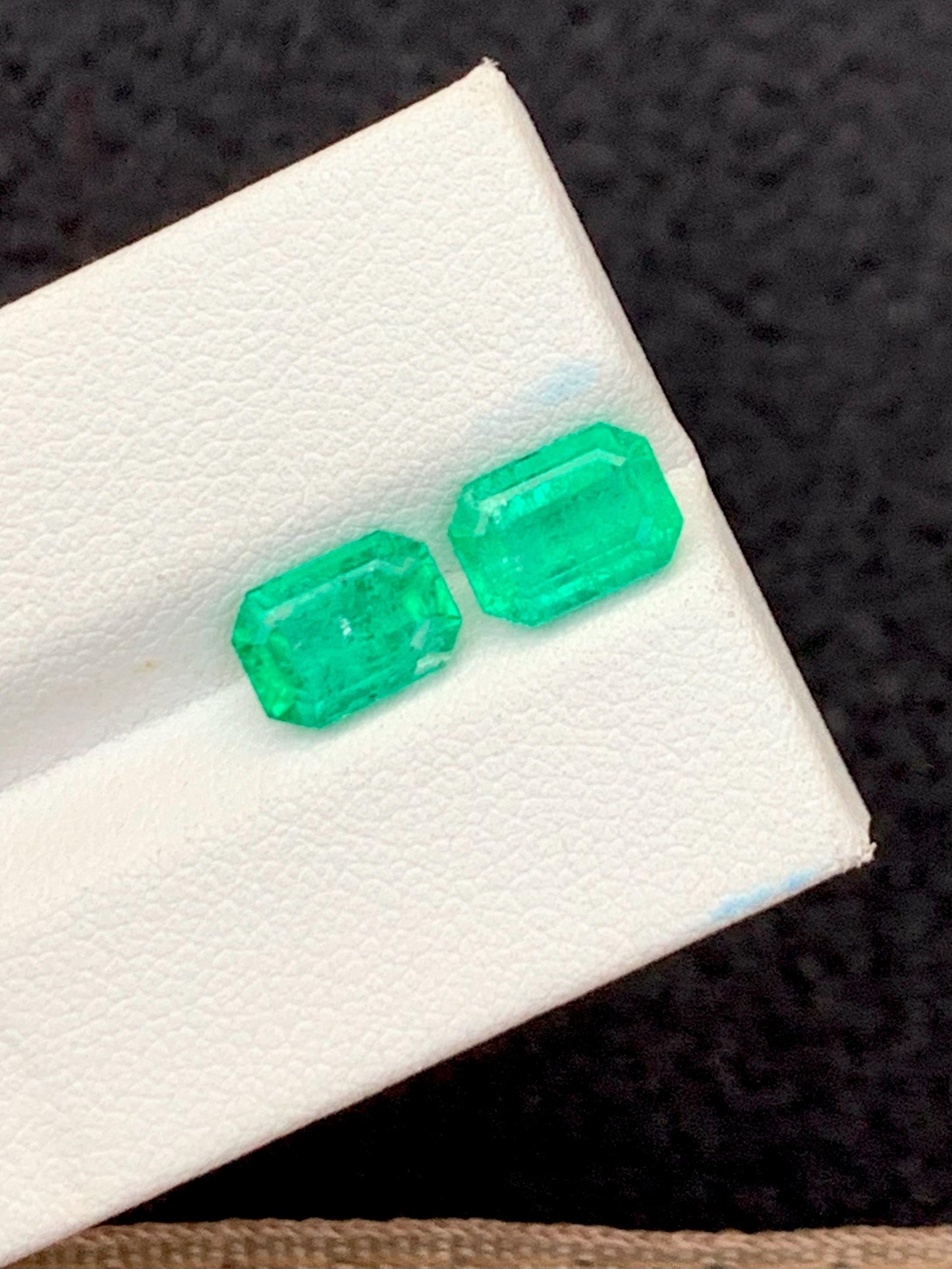 3.30 CTs emerald pair natural from swat